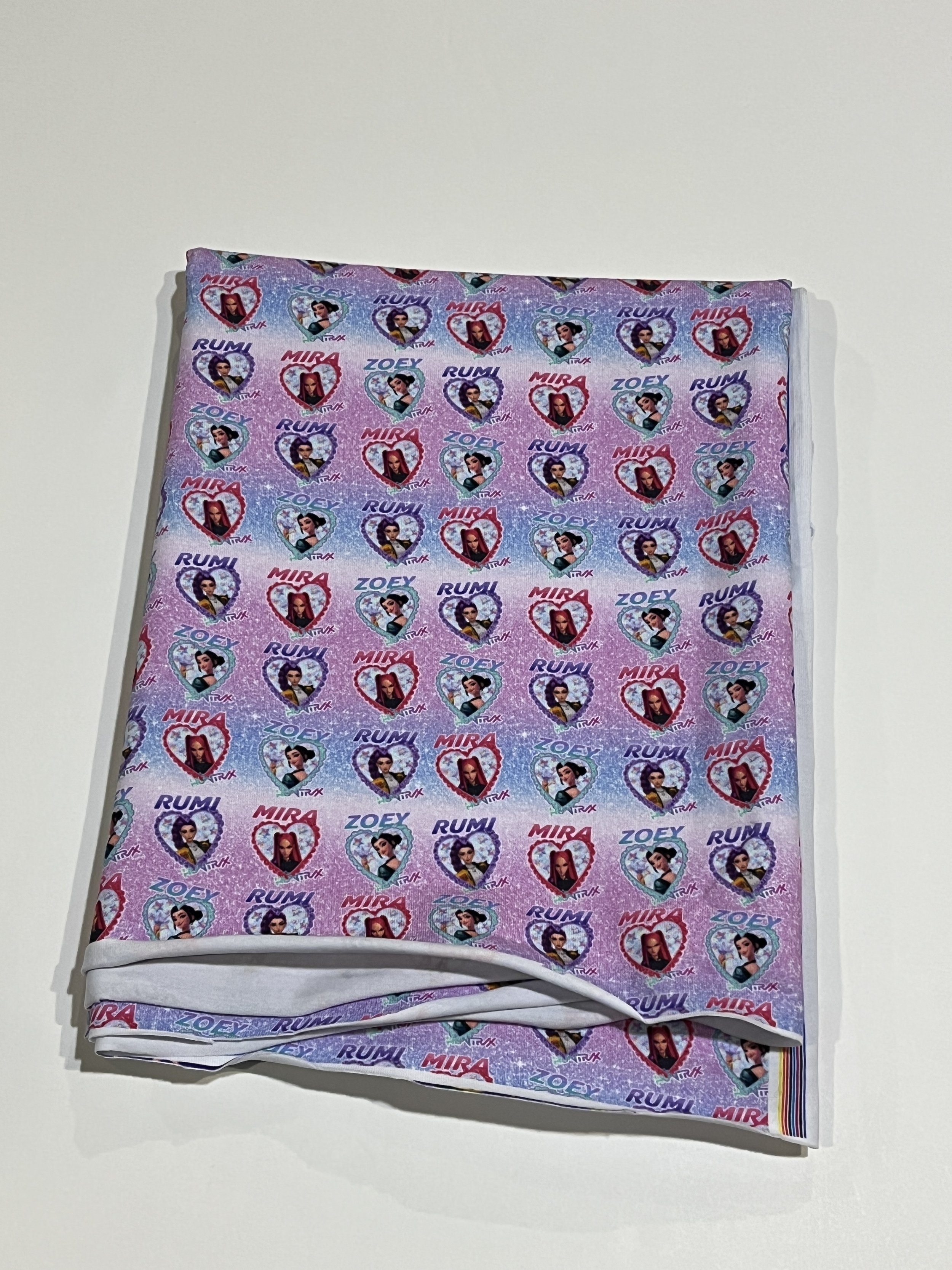 Huntrix Hearts Ombre SM Scale Cotton Spandex