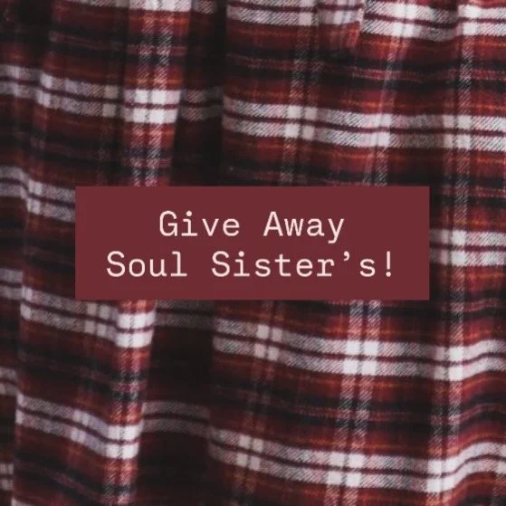 Give Away Soul Sister&rsquo;s 🤩 
Det er S&Aring; mye fint i Sister Soul Shop og for &aring; gj&oslash;re litt stas p&aring; dere nydelige f&oslash;lgere &oslash;nsker vi &aring; dele ut et gavekort til deg og din Soul Sister p&aring; hele kr 1000,- 