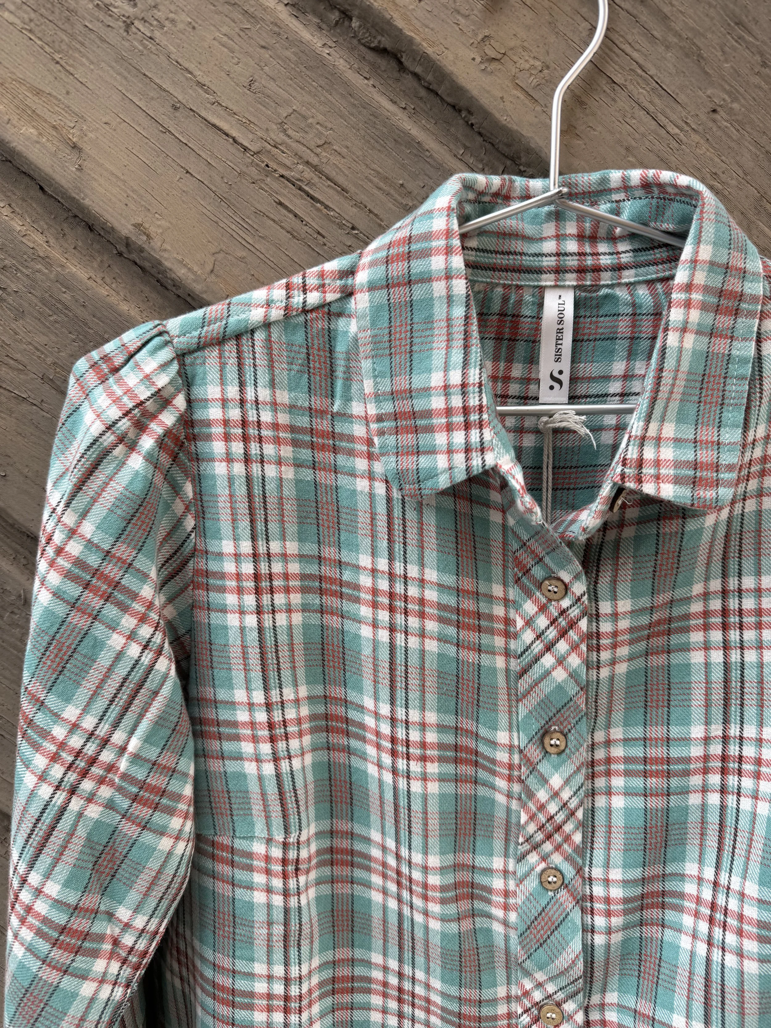 Pixie Shirt detalj front.jpeg