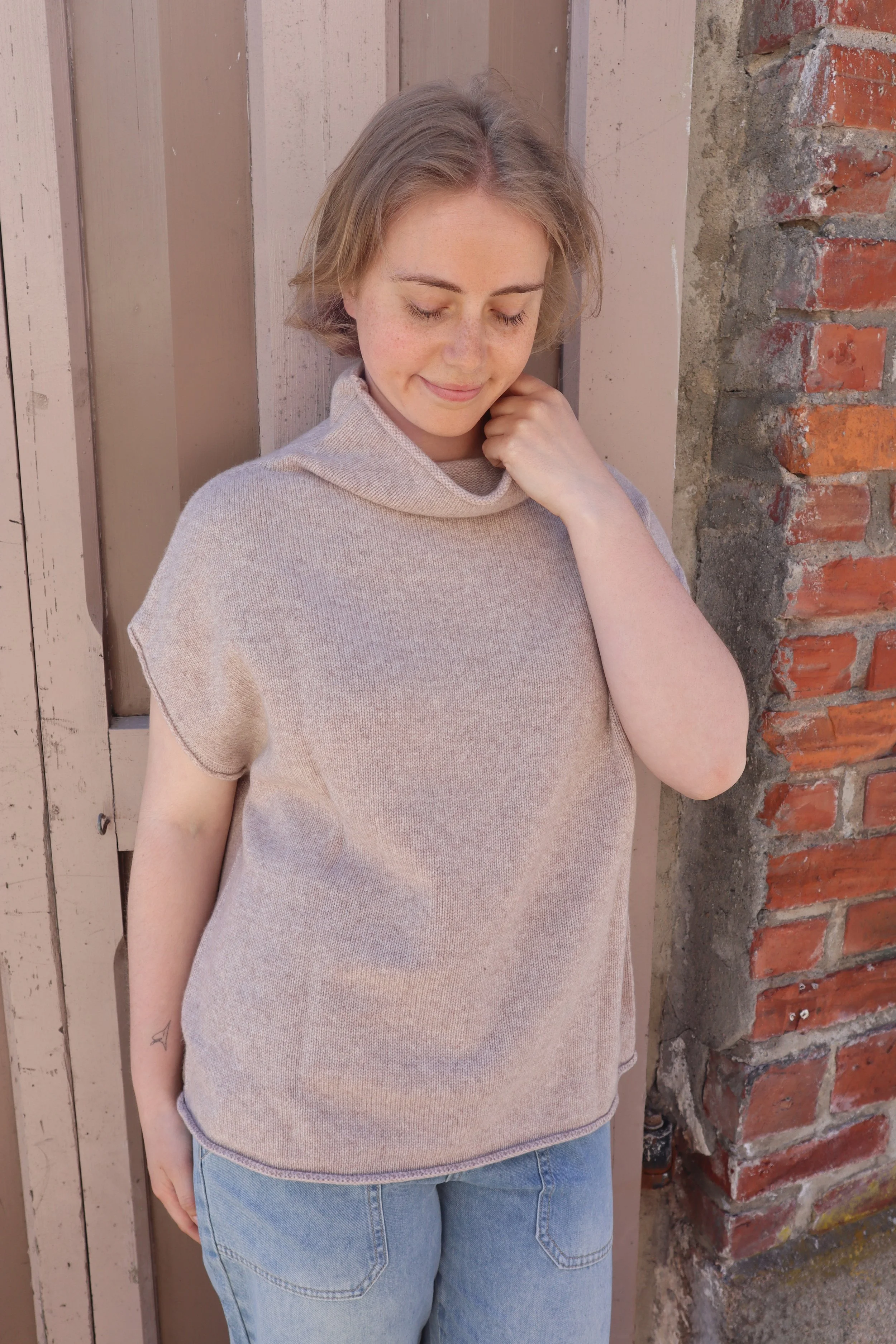 Nova Poncho Frg Beige Kappet .JPG