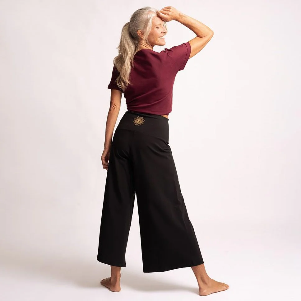 Culotte-Devi-Schwarz-2.jpg