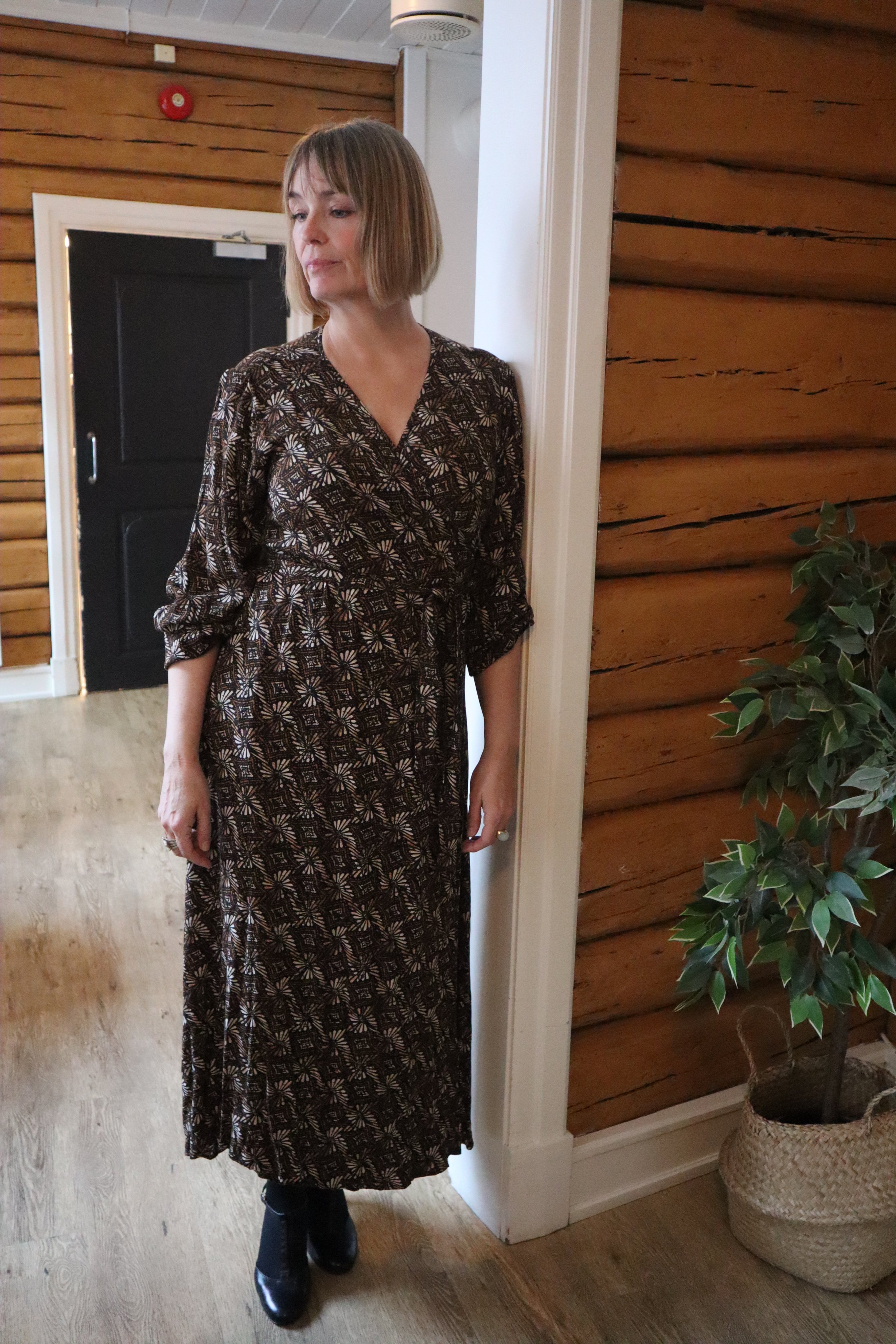 Moonlight wrapdress 5.JPG