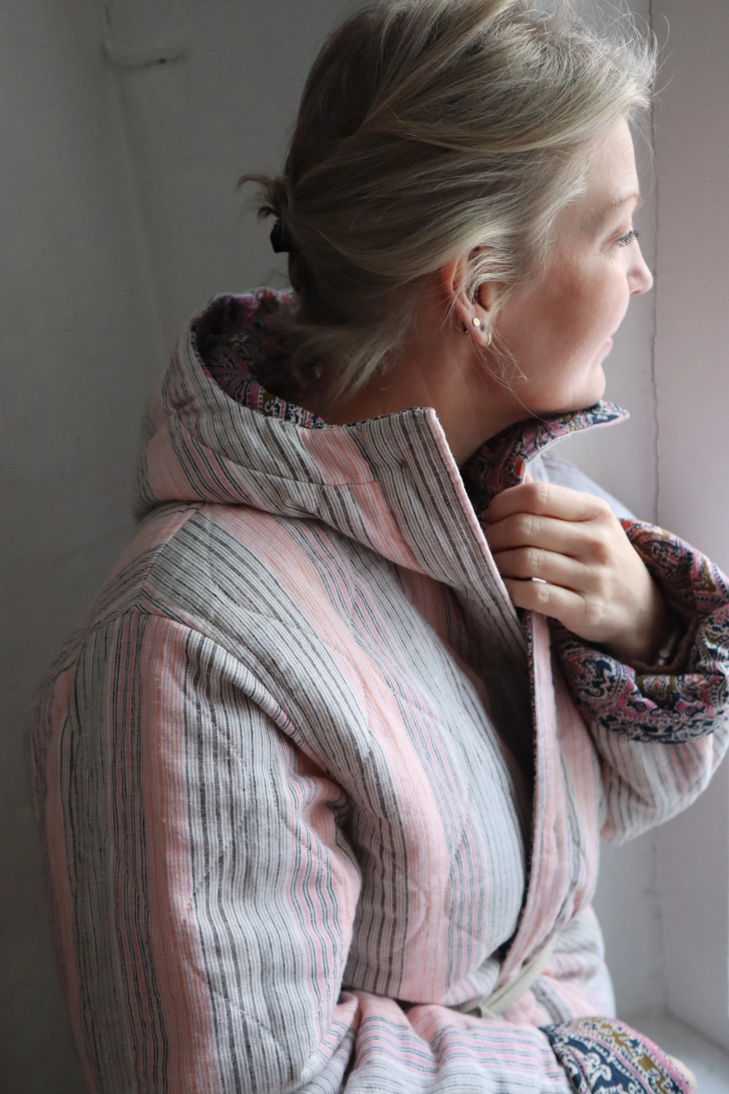 Quilted jakke nærbildet stripet.JPG