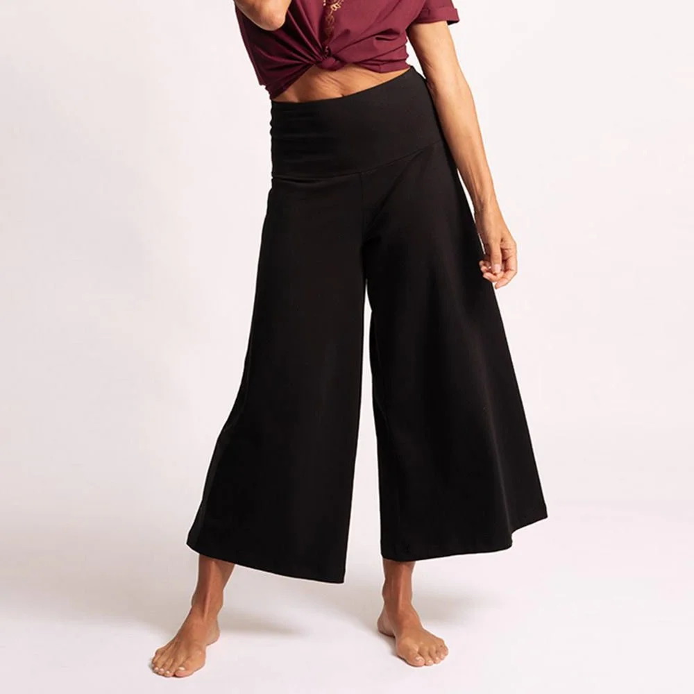 Culotte-Devi-Schwarz-1.jpg