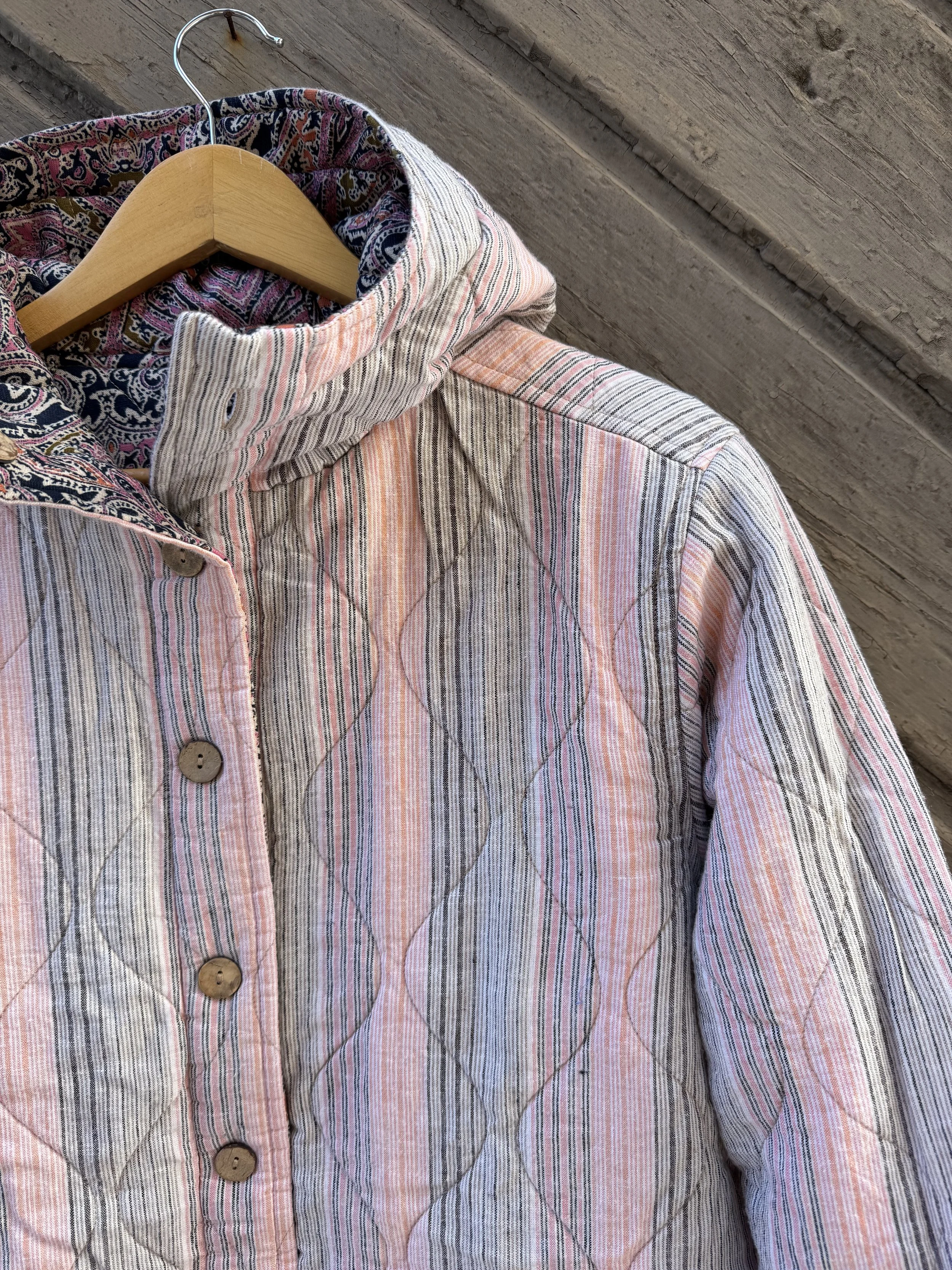 Quilted stripet detalj.jpeg (Copy)