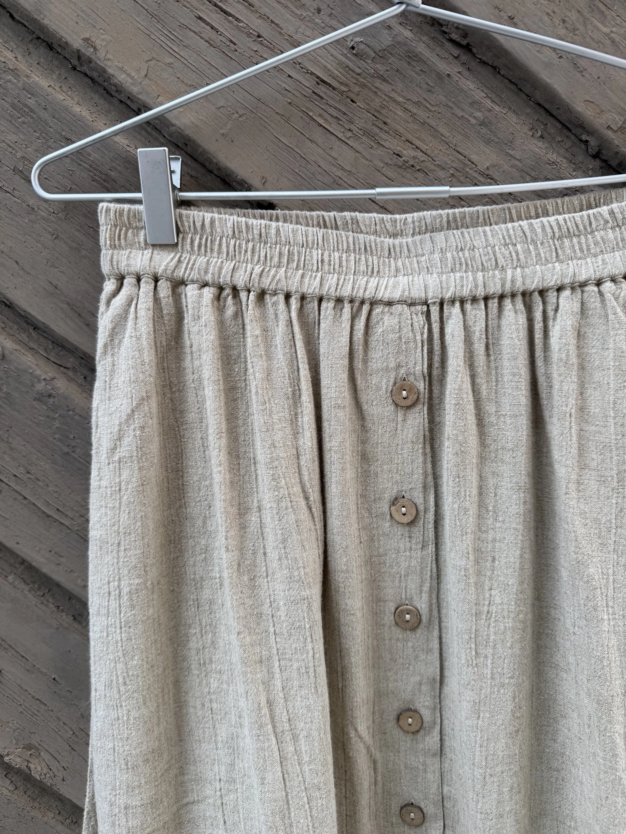 Alva Linskjørt detalj.jpeg