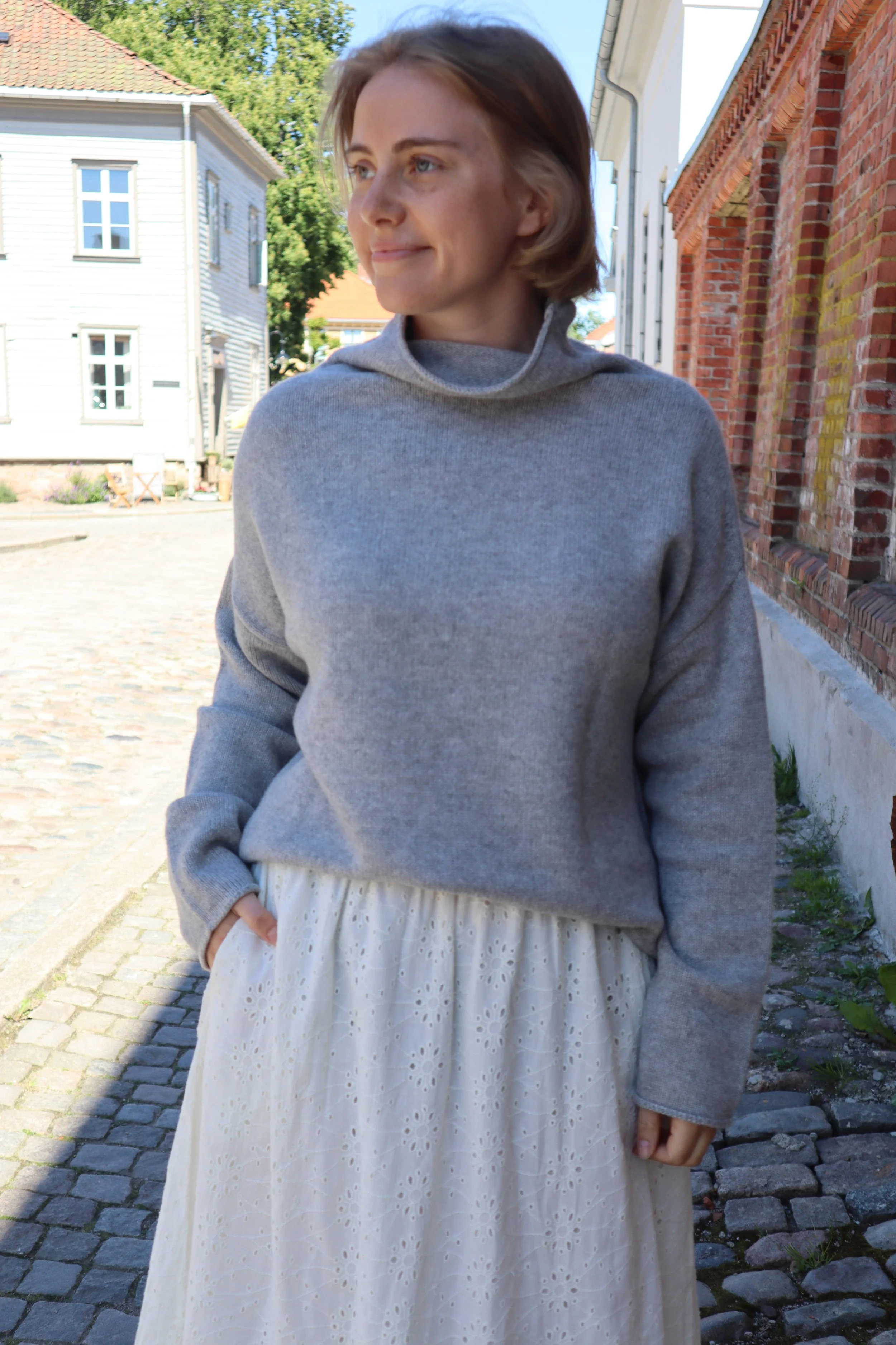 Nova Cashmere gråmelert.JPG
