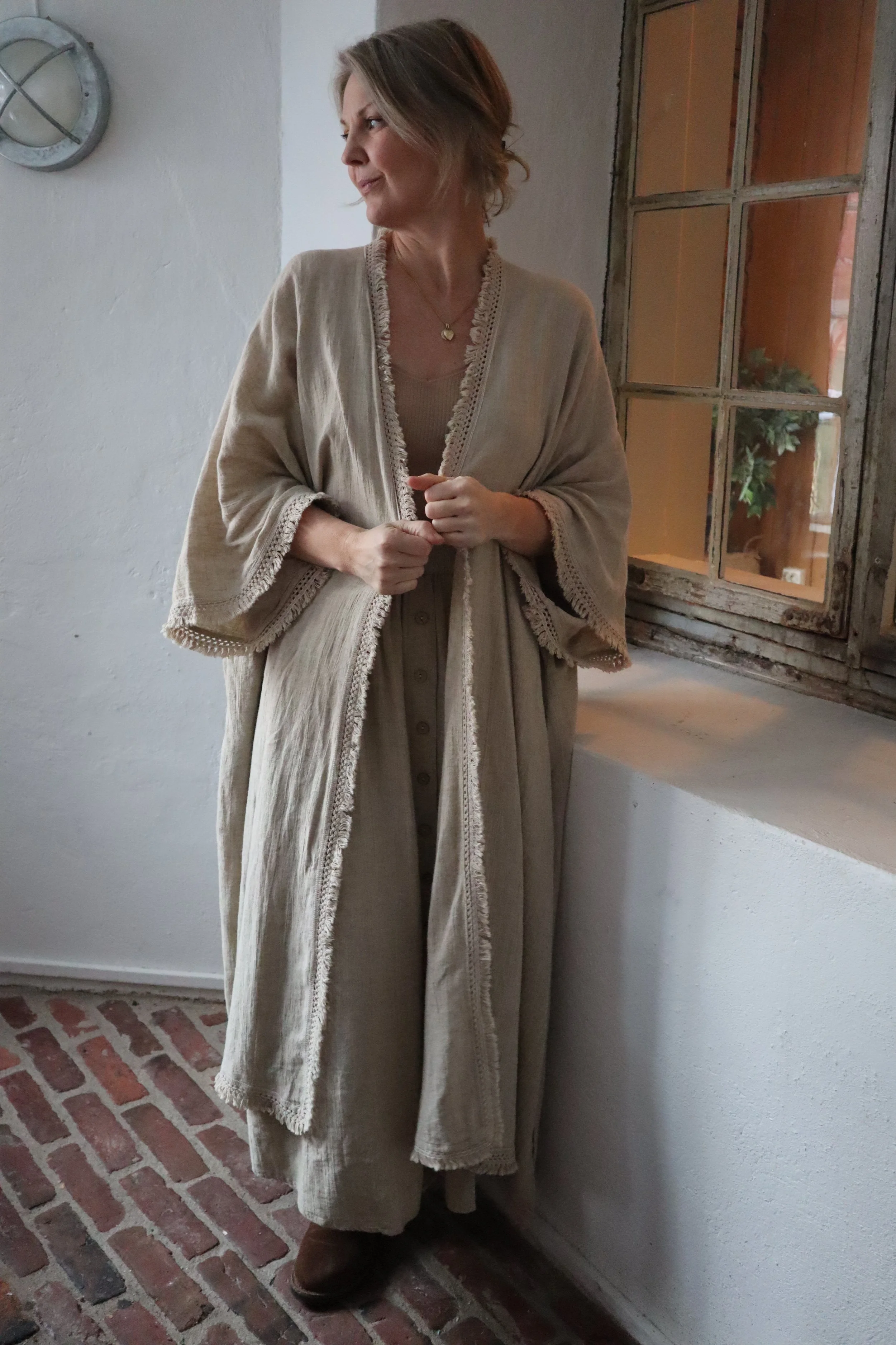 Veronica Linkimono helfigur 2.JPG