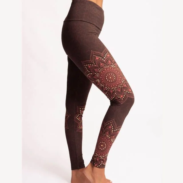 Yoga-Leggings-Chaya-Tiefrot-1._W640_.jpg