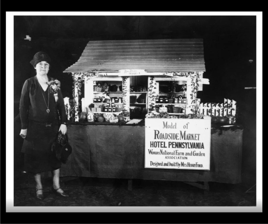 Clara loved nature, flowers, and gardening, which is one reason why she and Henry paid particular attention to the gardens and grounds at #FairLane.
ㅤ
But #DYK Clara's love for nature and gardening stems back to her childhood? Born into a farming fam