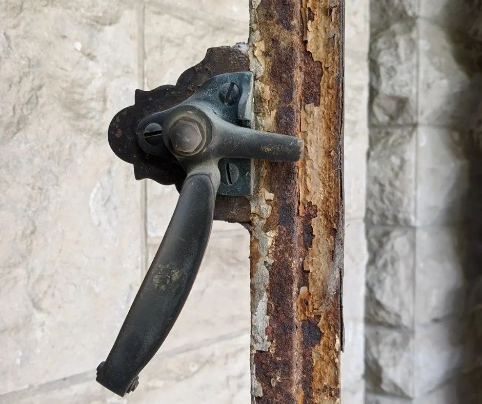 Partner Highlight: @sevontyrestorationllc
ㅤ
This fantastic team from Sevonty Restoration LLC has been working with us for several years. They have been involved in lots of restoration projects, including leaded glass and window restoration.
ㅤ
Picture