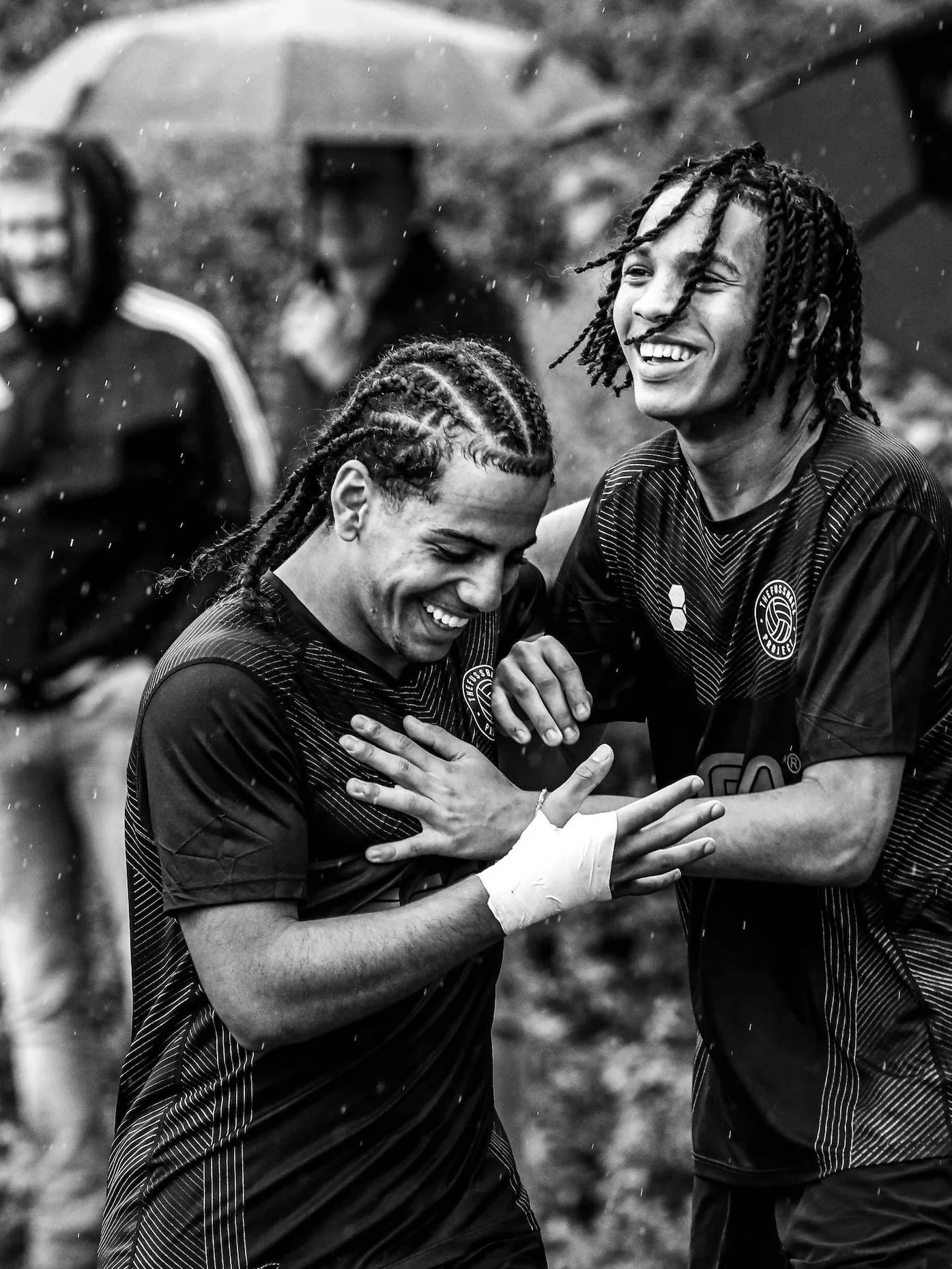 Two bridge players earn pro contracts in Germany after successful trials at Unterrath and Hordel.