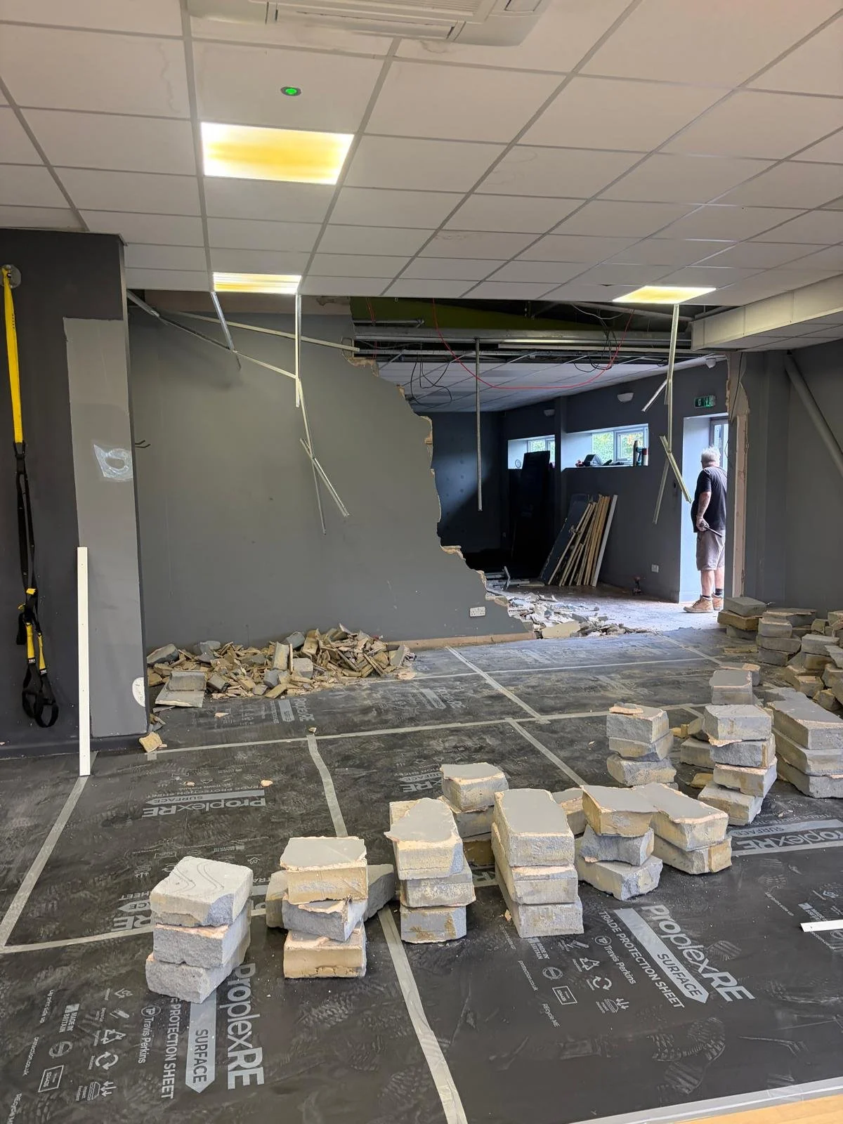 Removal of partition wall