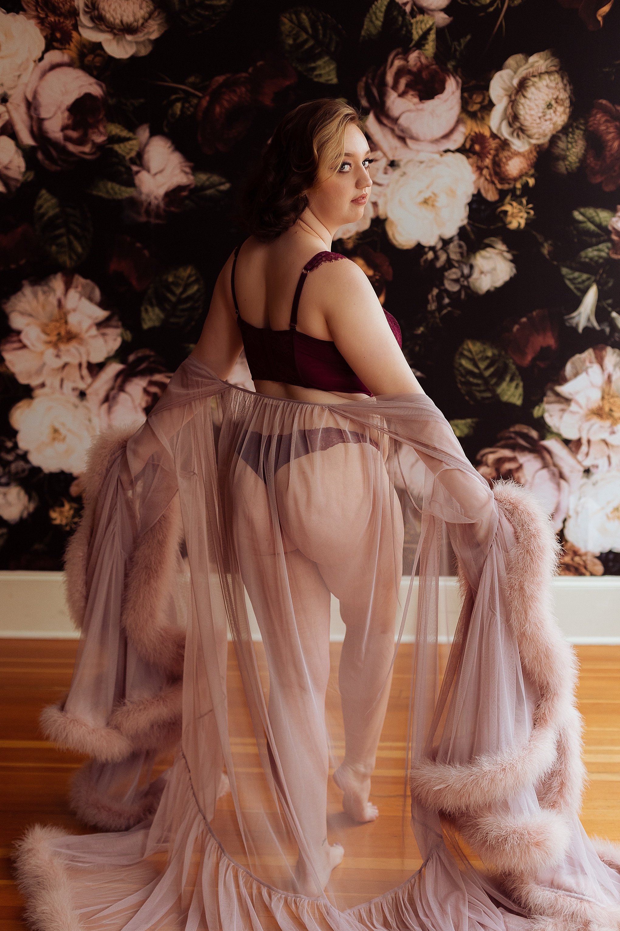 burlesque-inspired-boudoir-photos-2.jpg