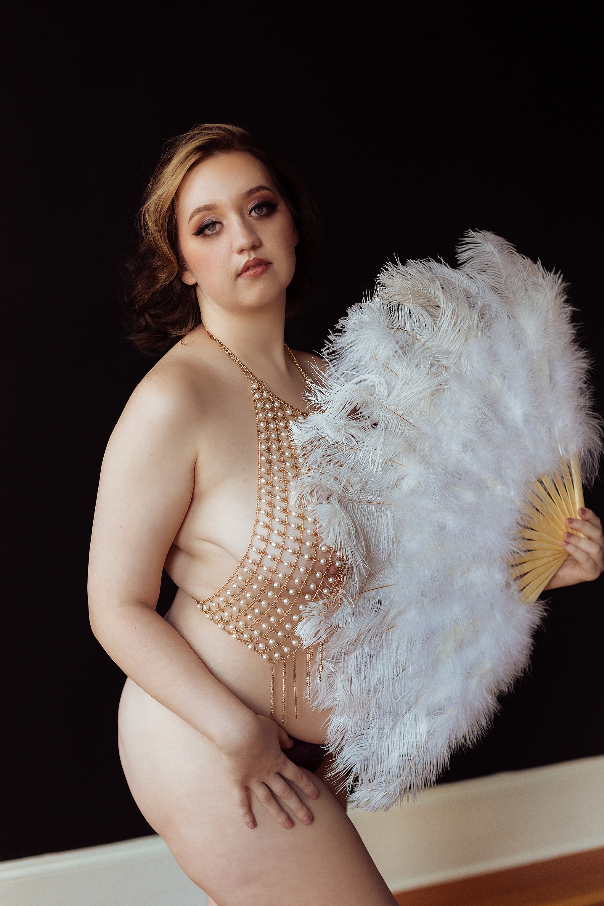 burlesque-inspired-boudoir-photos-24.jpg