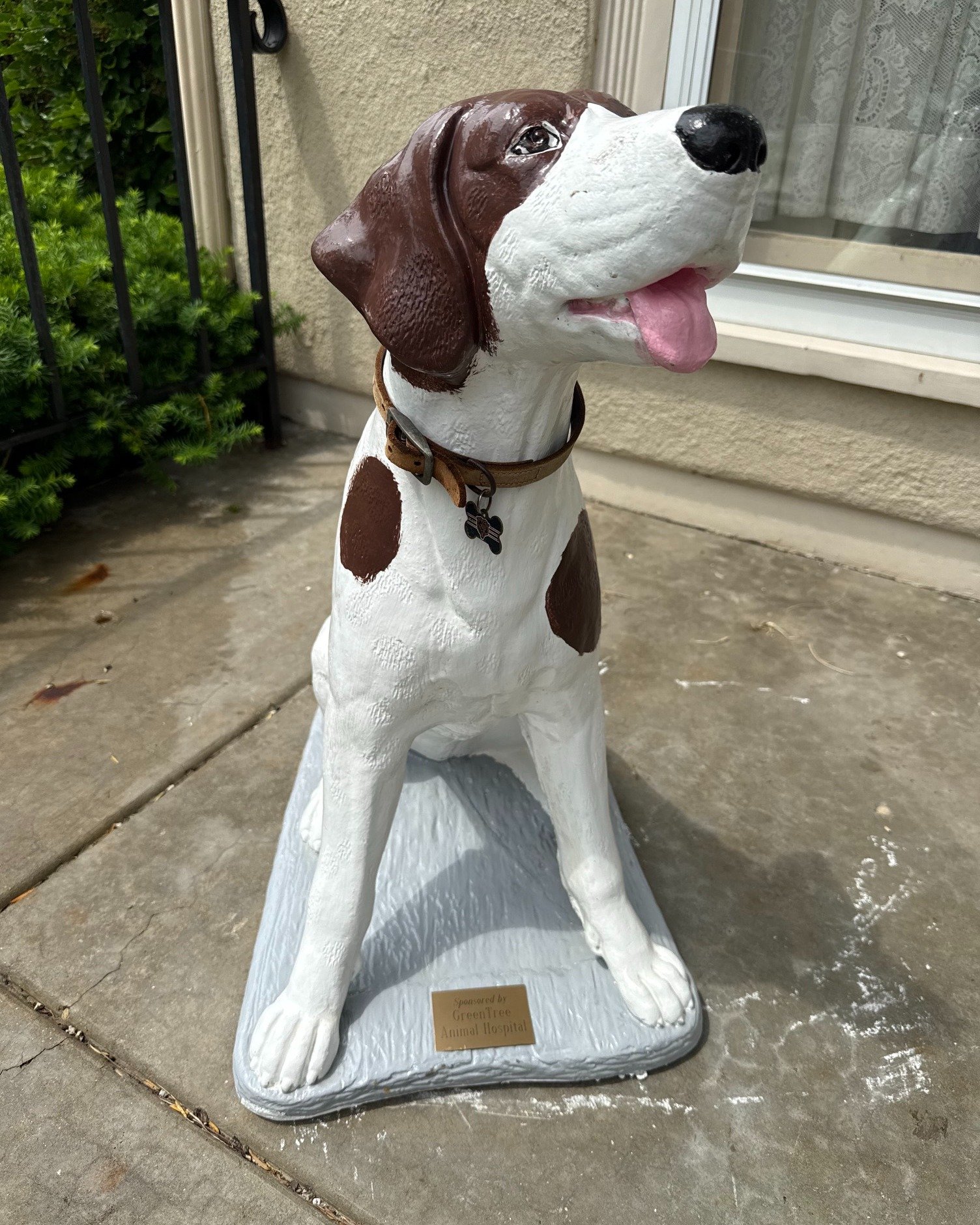 There's a new dog on the Cook Home front porch! Thanks to sponsor GreenTree Animal Hospital and to Society volunteers Chuck and Lynn for coordinating, transporting and painting. Just in time for open house season which starts tomorrow Sunday, June 7.