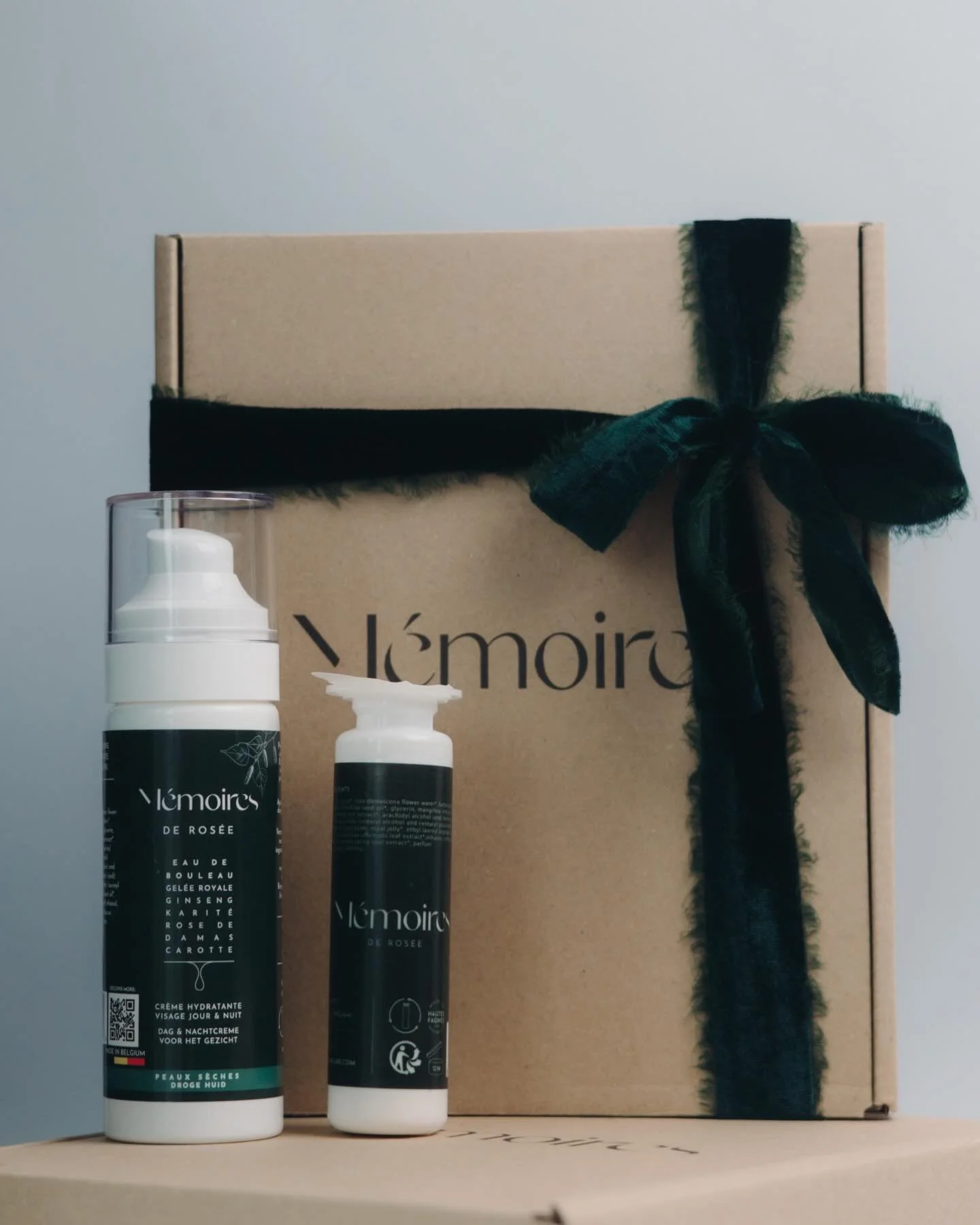PIMP MY SHOOT/ on a fait la DA et l&rsquo;organisation pour le shooting de @memoires_skincare 🎄🫰🏻

📸 @lauralacourt