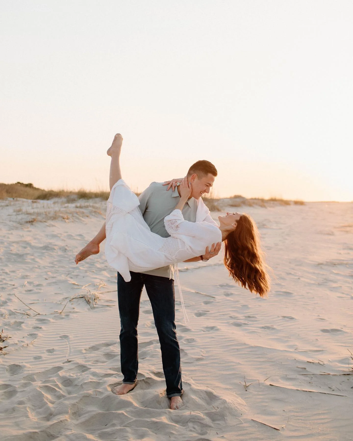 Beach cuties 🫶🏼☀️

Let me tell you I am READY for some summer beach sessions!! Heading back to Charleston in August, who wants to meet me there? 🤩