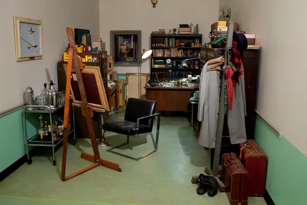 The Curator Vanishes: Period Room as Crime Scene