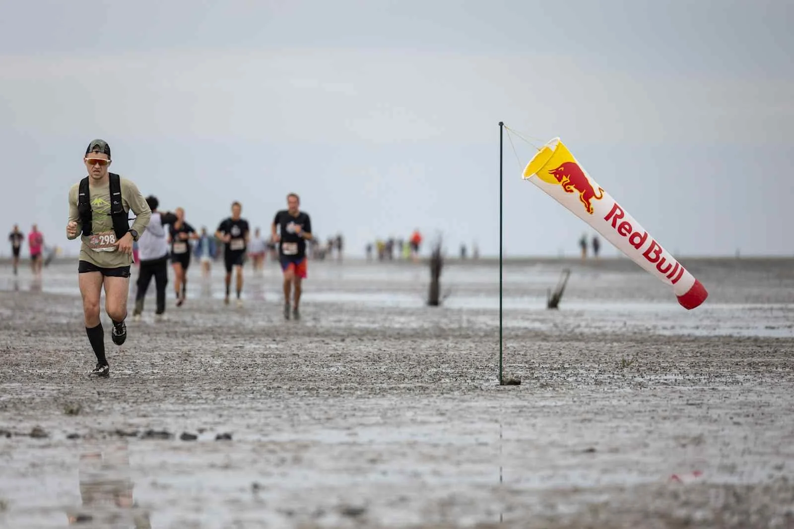 red-bull-wattlauf-running-event-cuxhaven-2025.jpeg