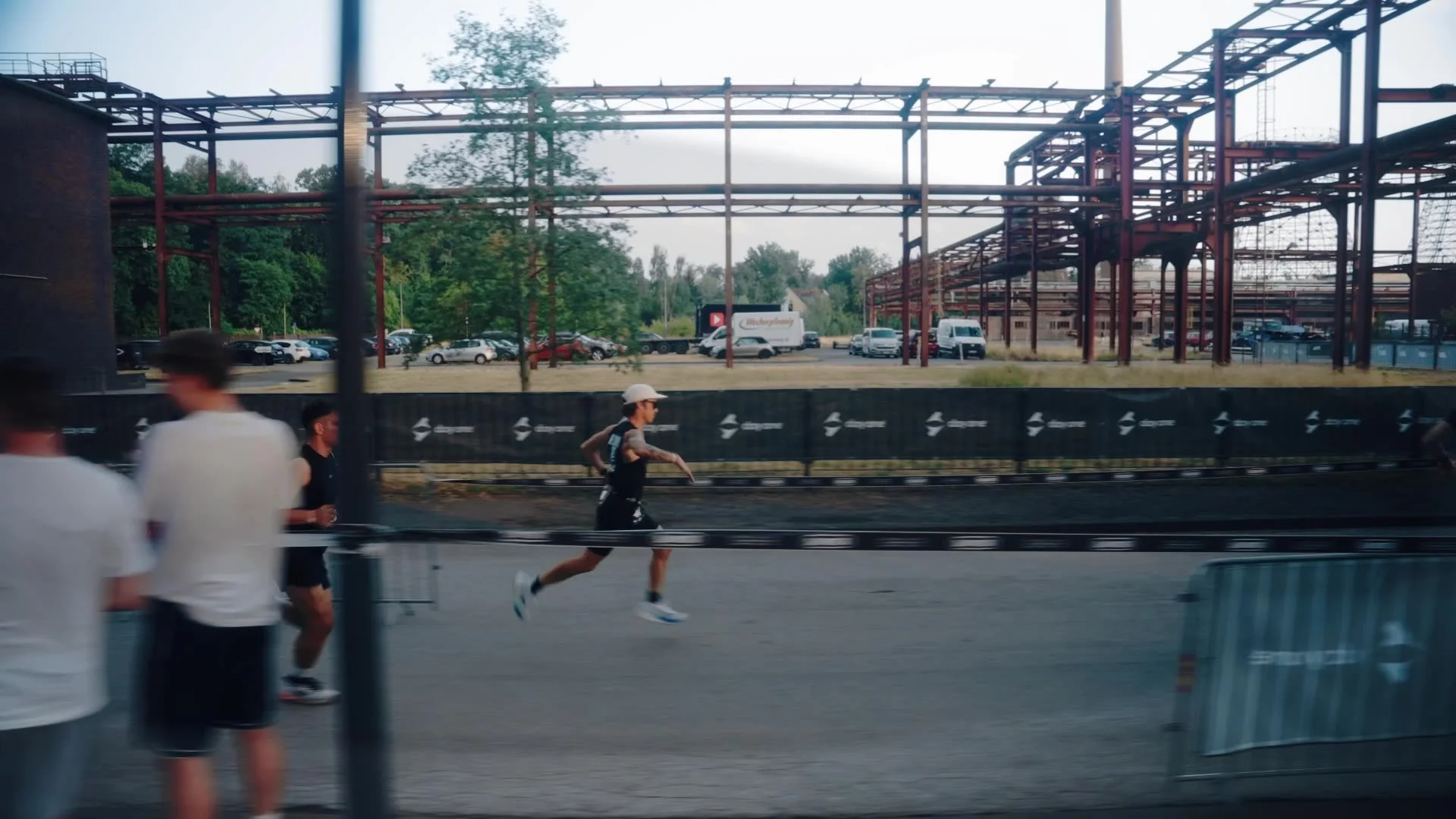 frame_12315.jpg