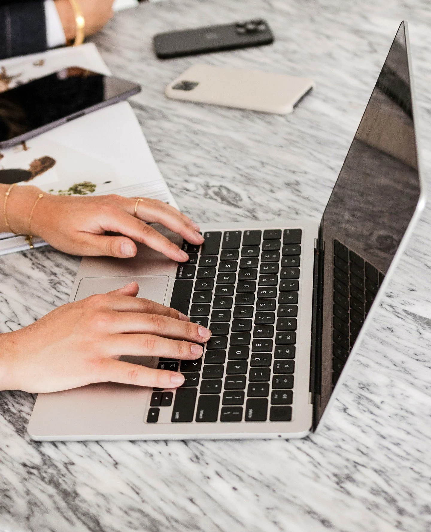 2026 is the year you stop falling short when it comes to properly executing your marketing 💡⁠
⁠
Whether you're looking to hand off your social, improve your brand image, reach a greater audience with paid ads - we're here to make it happen.⁠
⁠
Book 