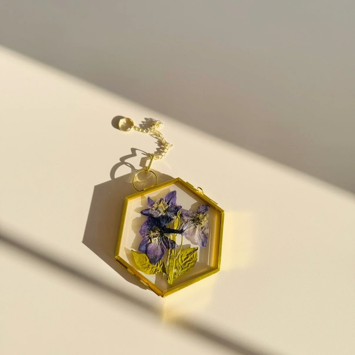 Sweet little ornaments make a great add on gift to mom or just a fun way to reminisce on the big day when you pull it out of the Christmas box each year🫶