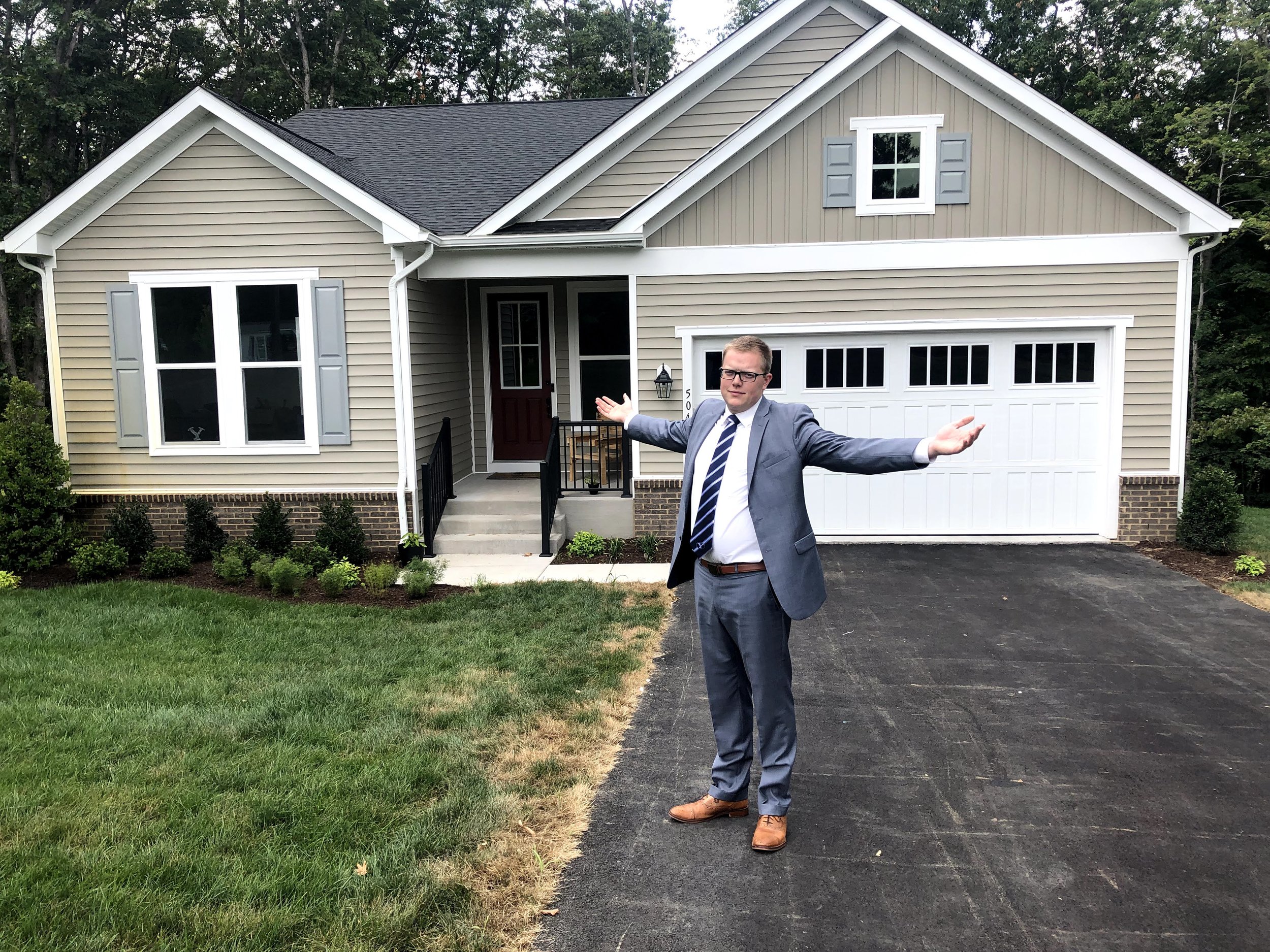 Brett is a hard working man who loves to provide for his family! This was the week we moved into our first home in Virginia. We loved living here and made so many wonderful friends!