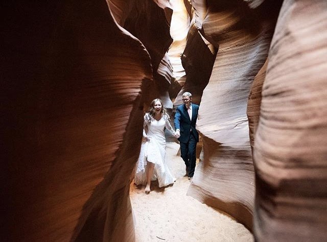 Jessica works for Horseshoe Bend Tours, which offers tours to this beautiful canyon. One perk was some super cool wedding photos!