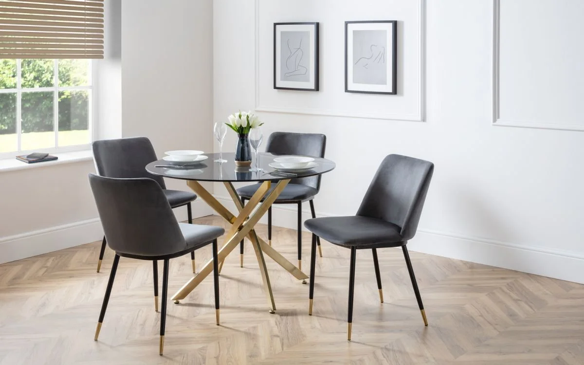 montero-round-4-grey-delaunay-chairs-roomset.jpg