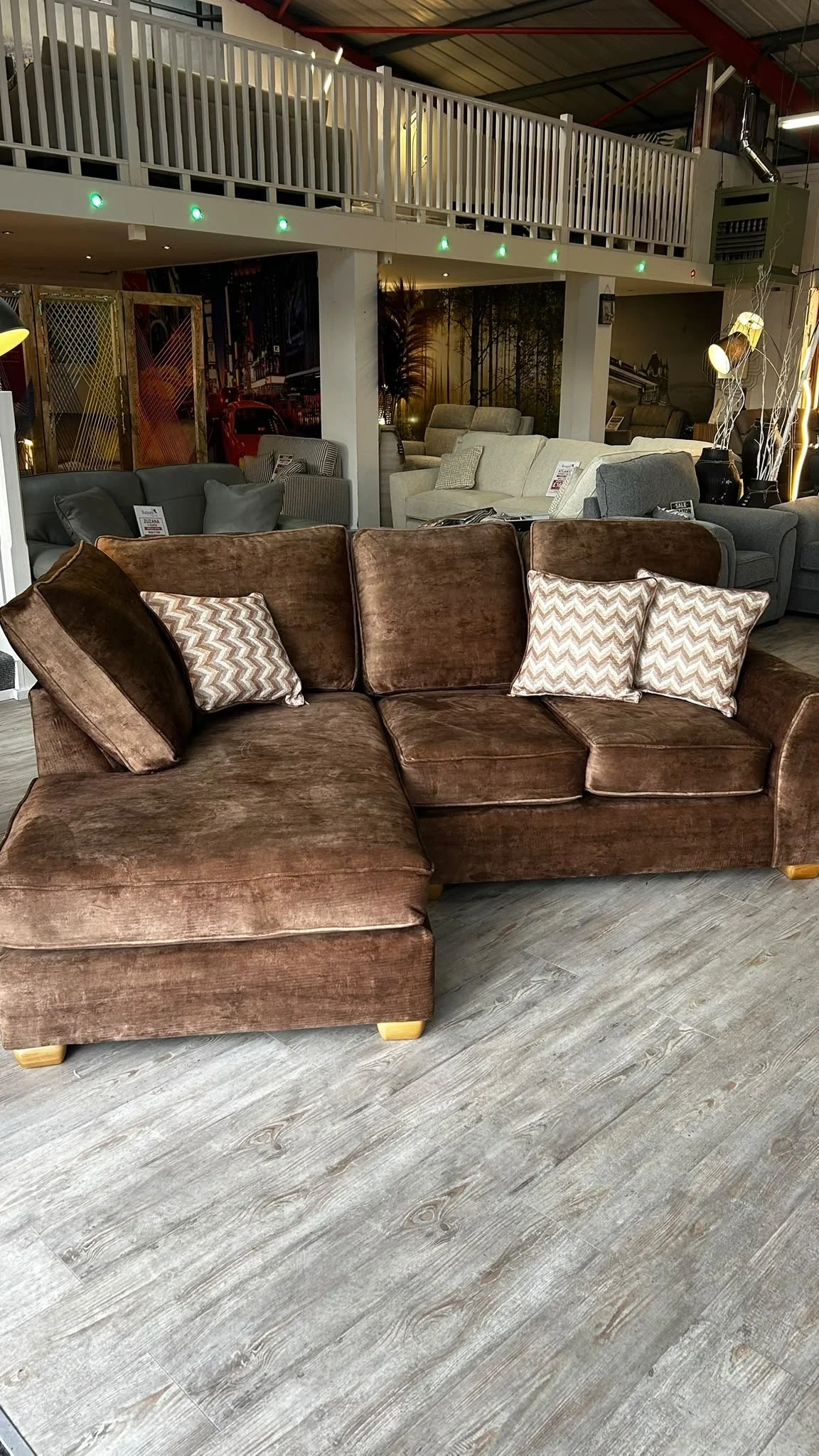 Calista Right Hand Facing Chaise