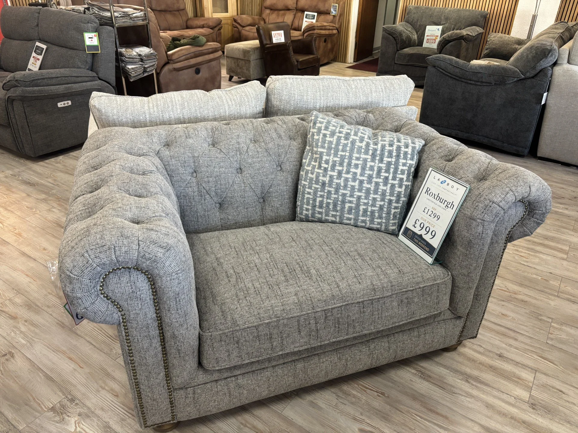 Roxburgh Love Chair