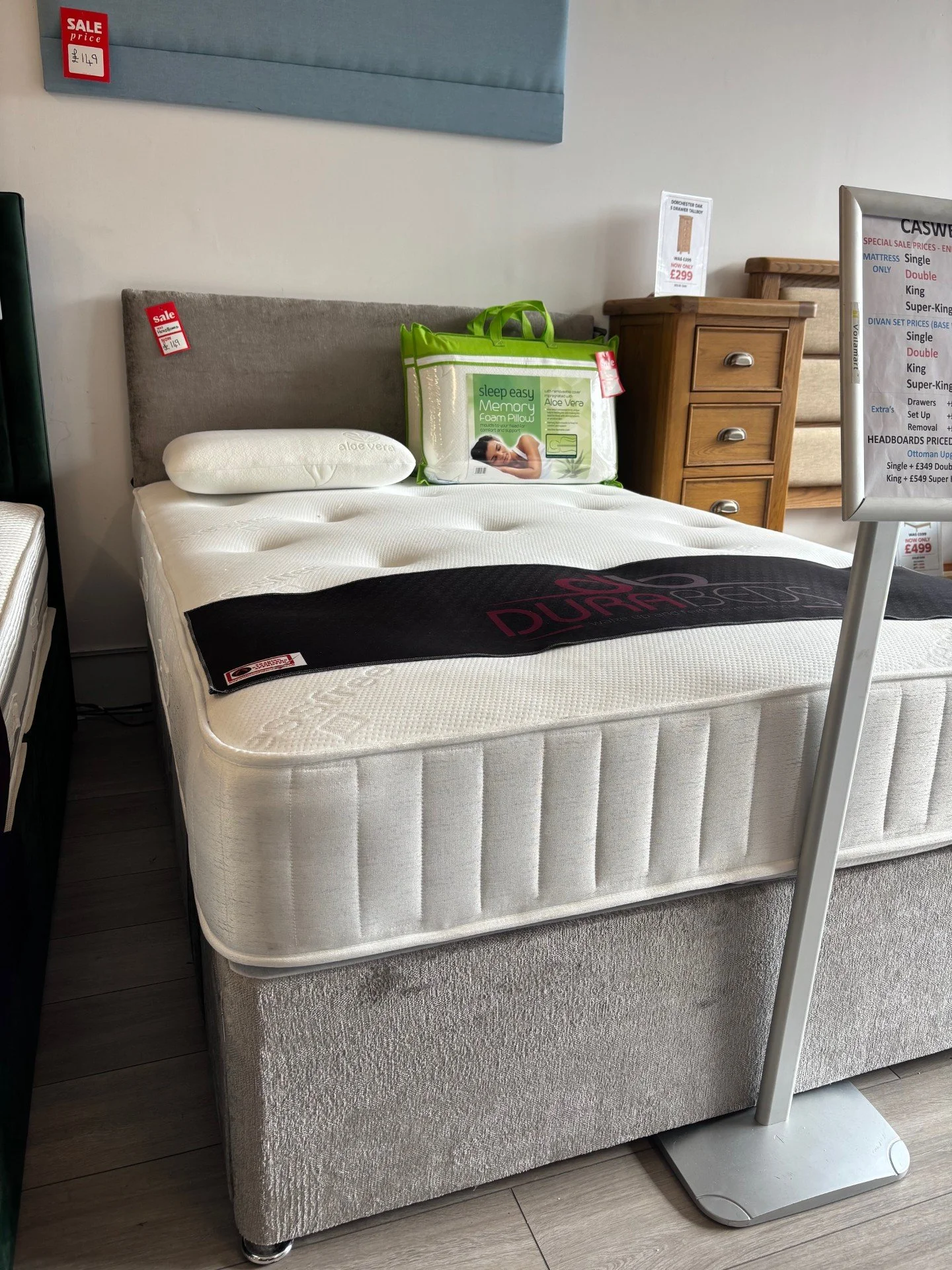 4ft 6" Caswell 2 Drawer Divan Set and Leo Headboard