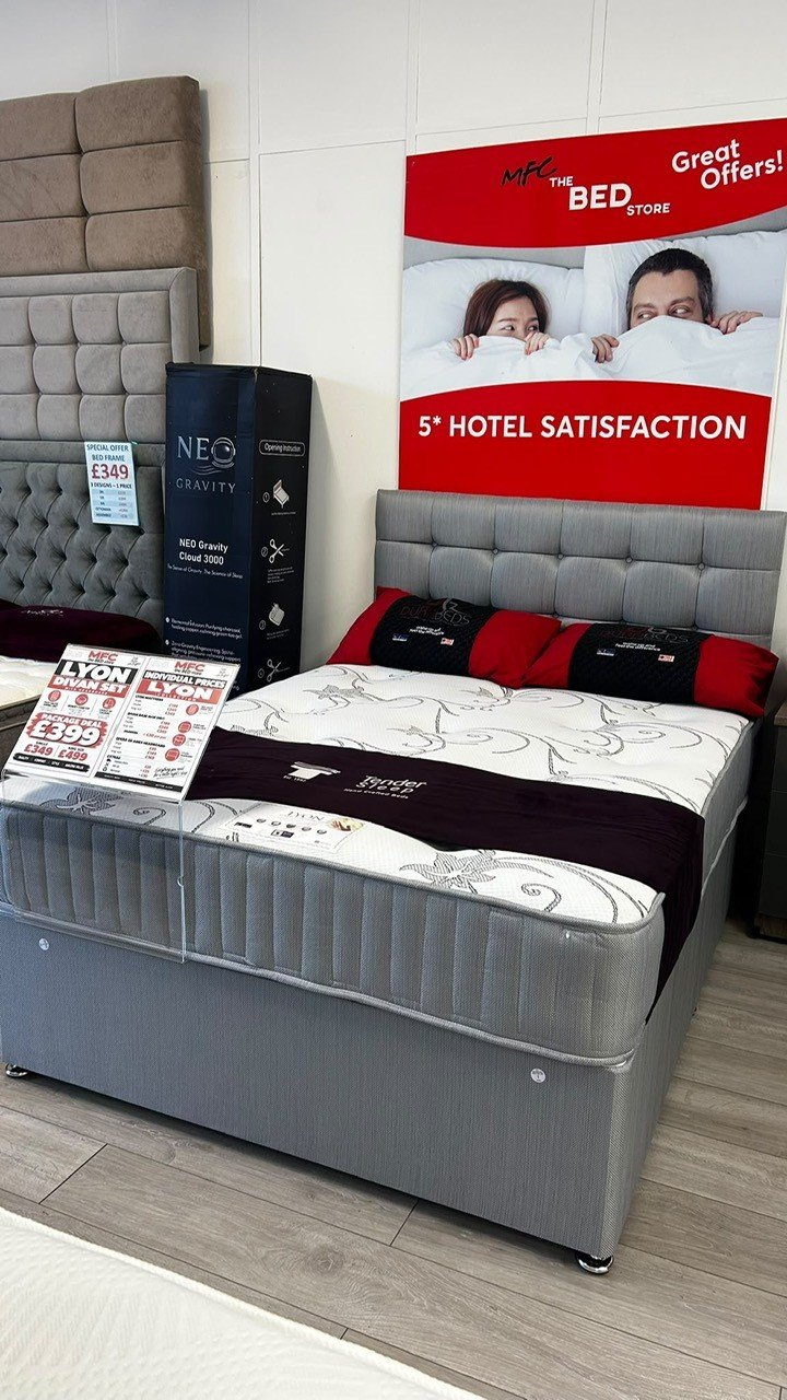 4ft 6" Lyon Divan Set with a Premium Headboard