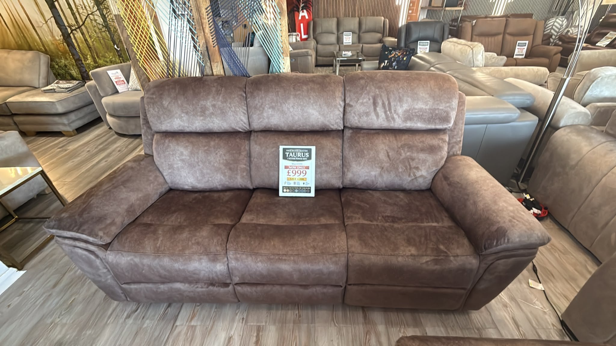 Taurus 3 Seater Power
