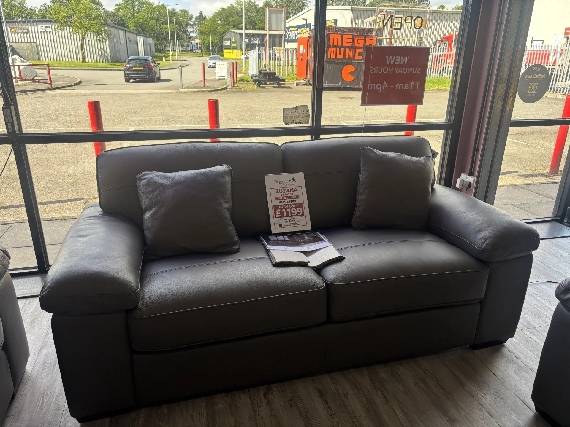 Zuzana 3 Seater Sofa