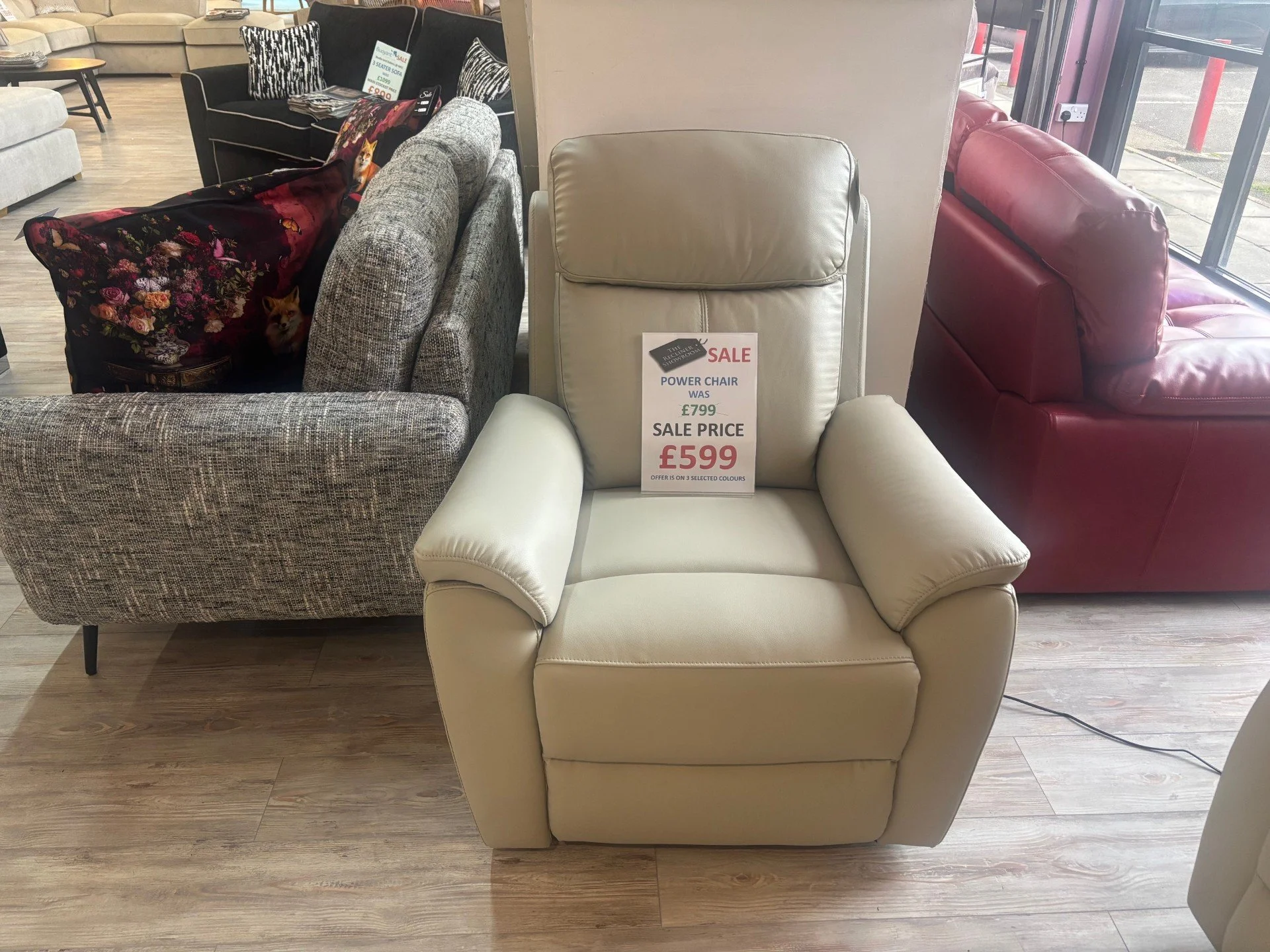 Aspire Power Reclining Chair