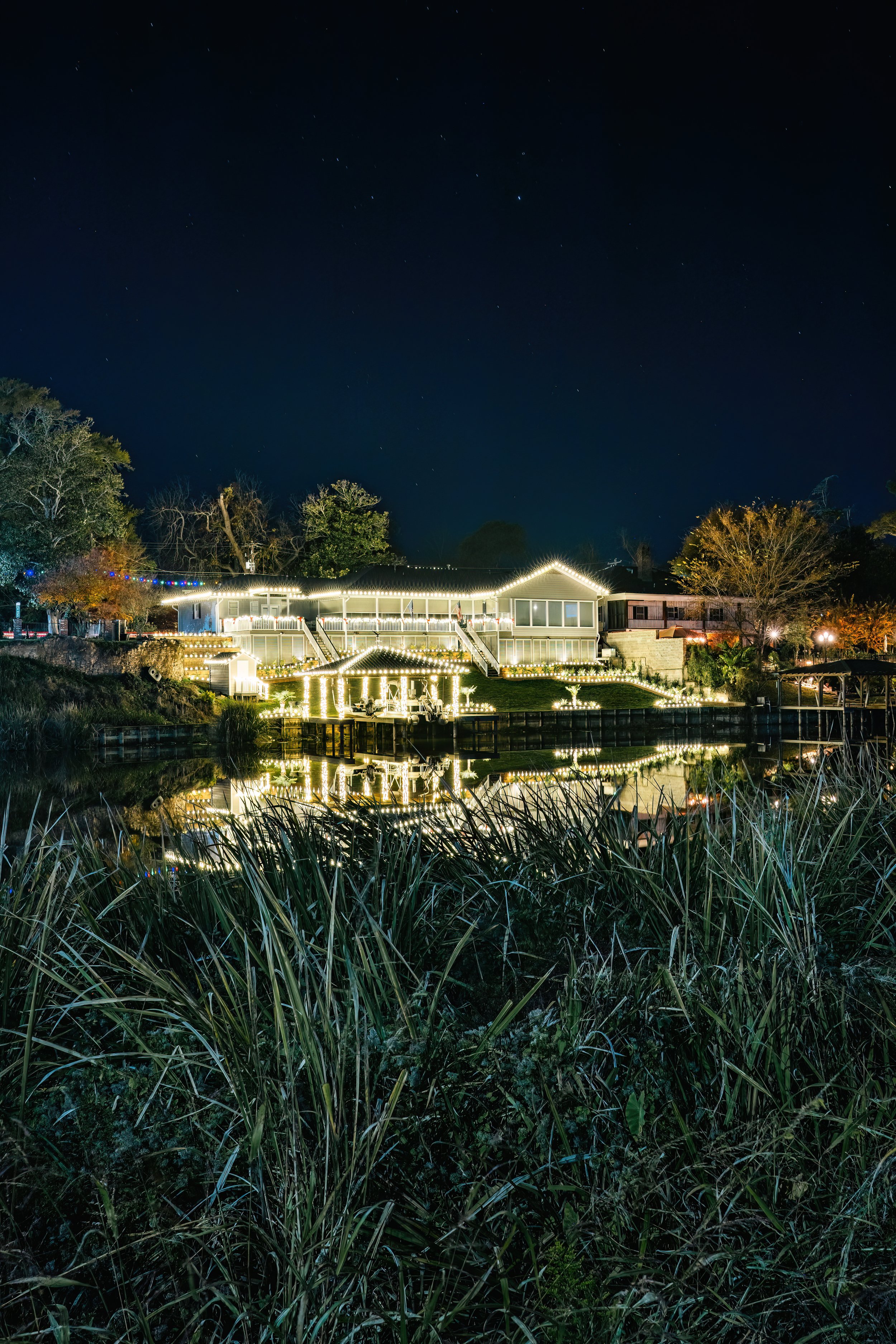 5C5A1500-DeNoiseAI-low-light.jpg