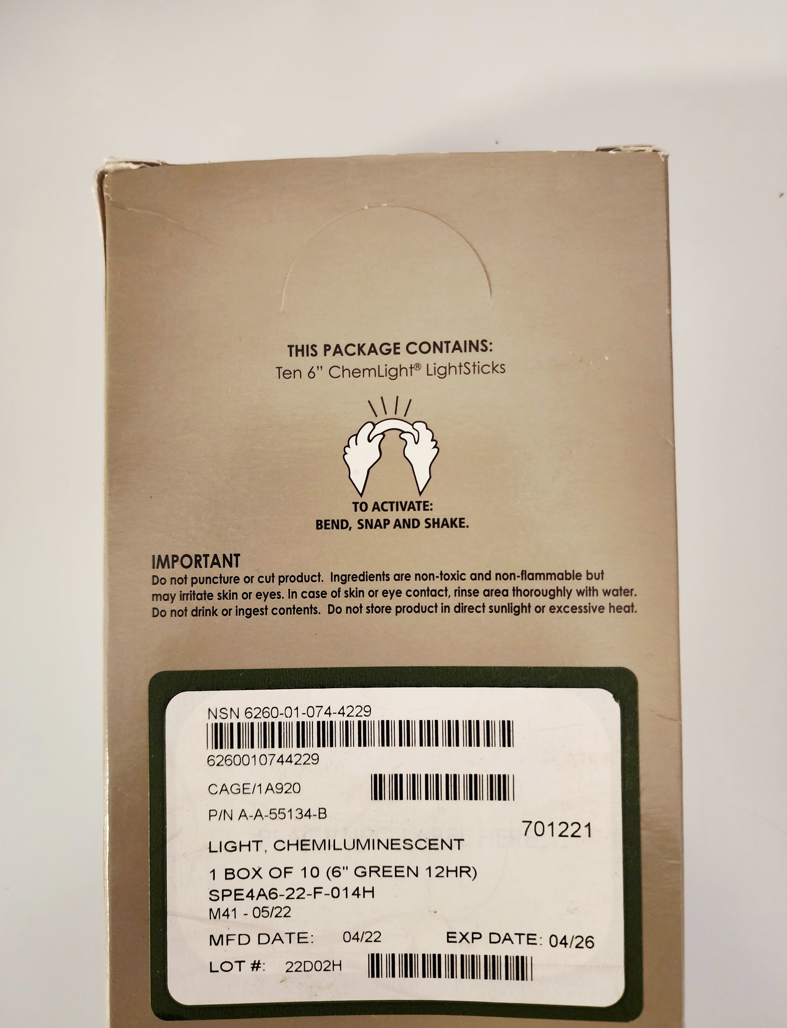 Chemlight Green pic 3.jpg