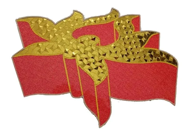 Islimi Perspective series, 2023, Mirror mosaics on wood, 75 x 100 cm 