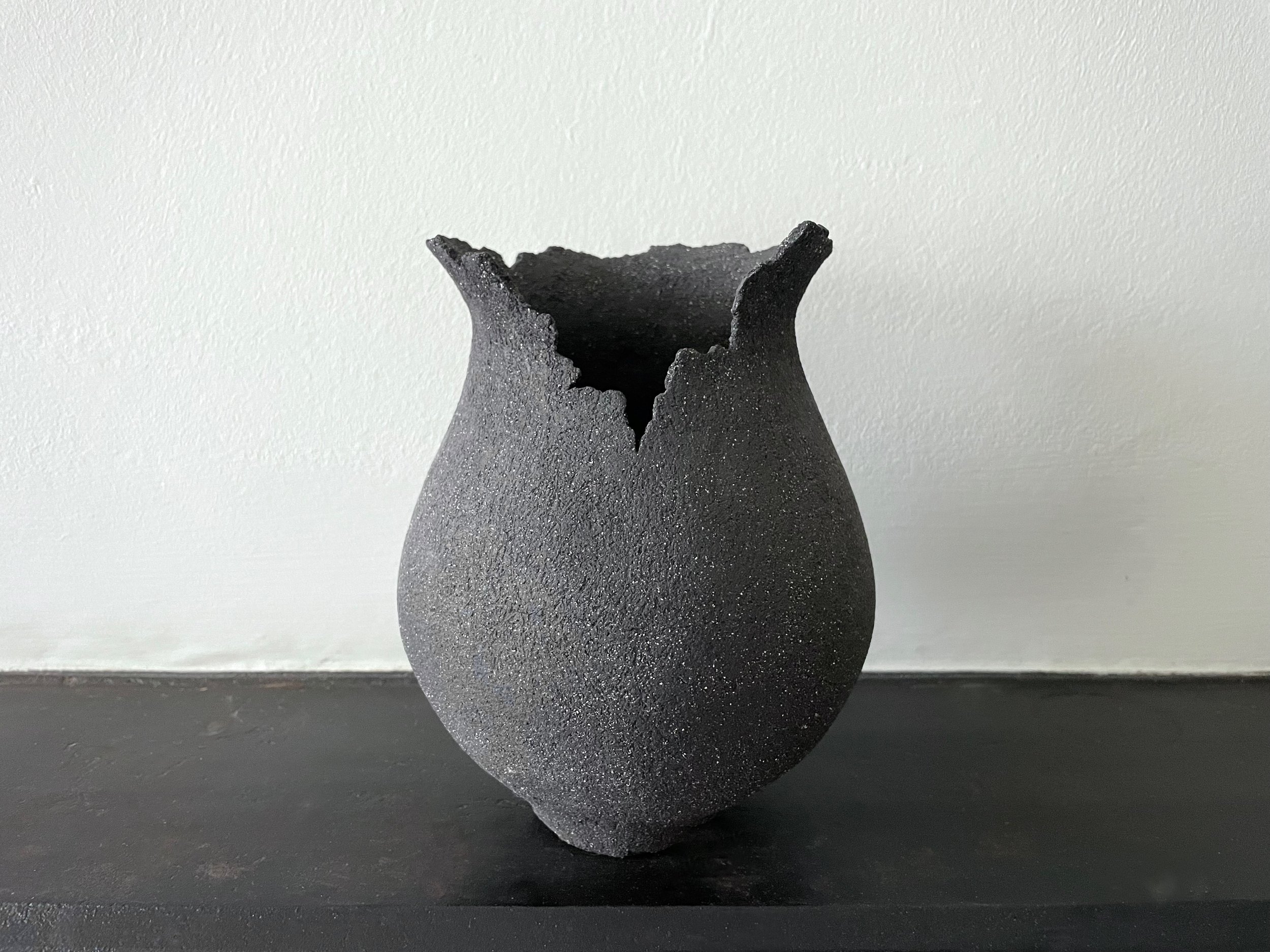 Emily Buck, Maia, 2017, Hand-built textured black stoneware vessel, 20.5 x 17 cm