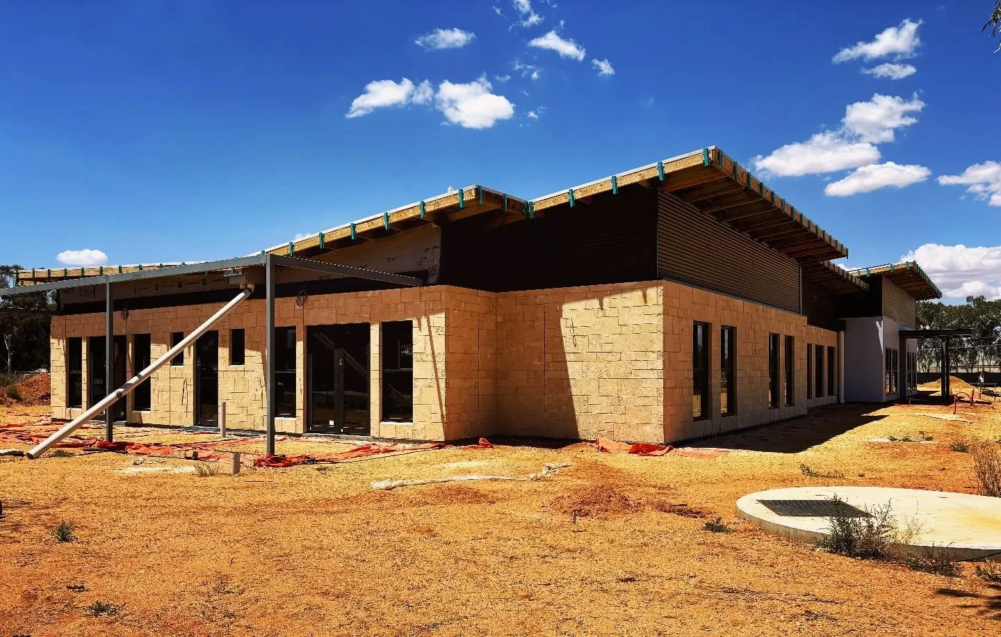 Things are shaping up nicely for @woodleigh.ldcc in beautiful Loxton. We can't wait to see the end result of the collaboration between us and AB Design! More updates to come...🙌🏻