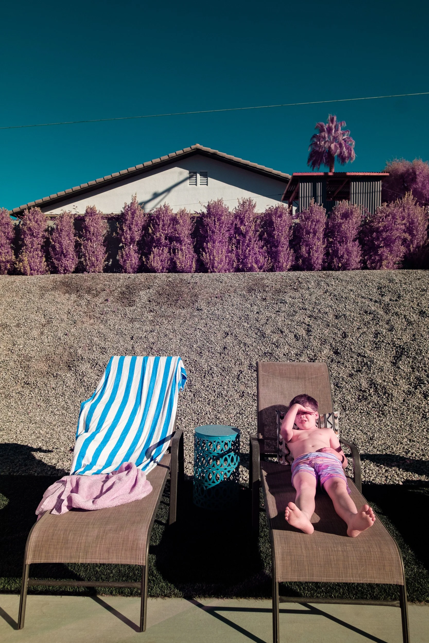 Color_Infrared_Boy_Beach_Chair_Lucas_Saugen.jpg