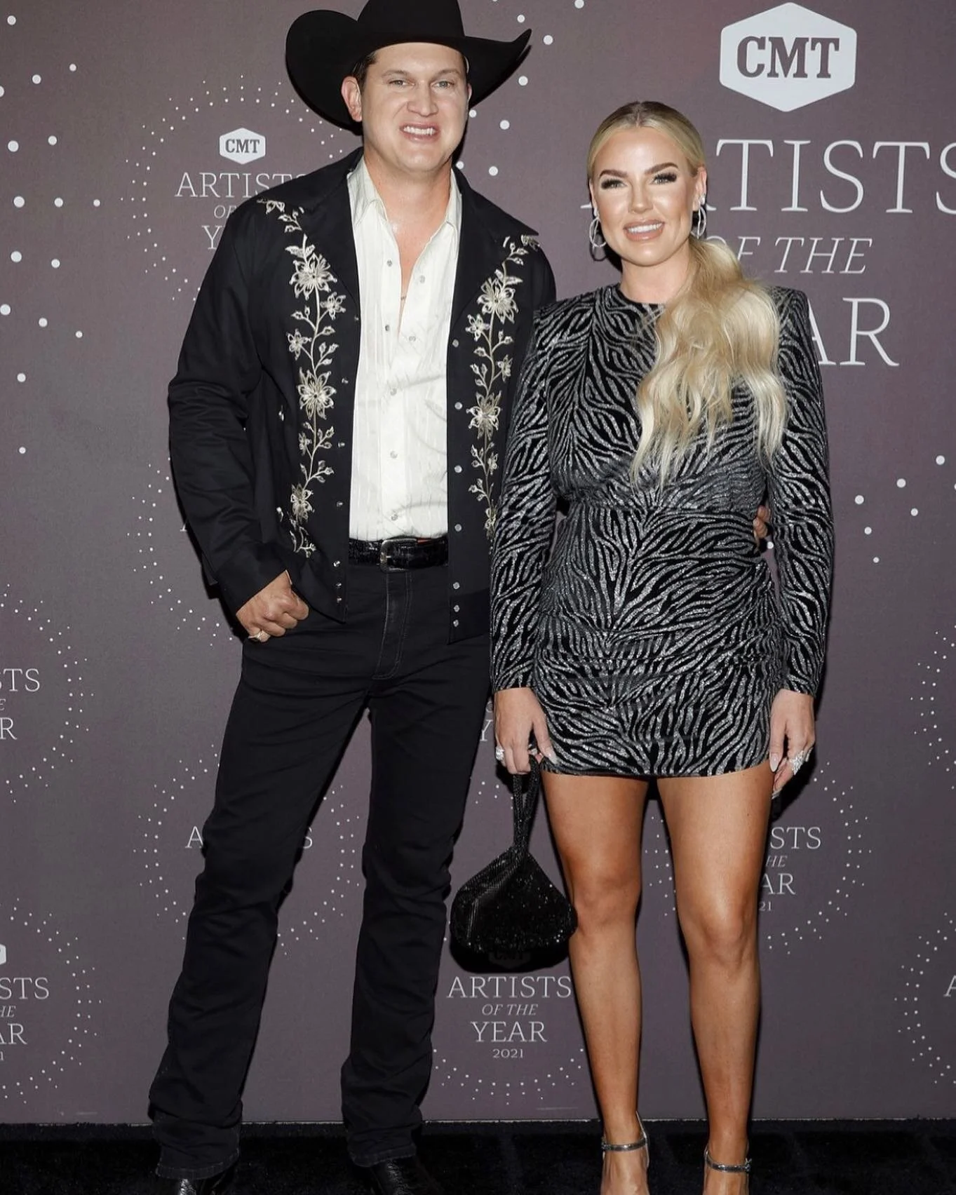✨Artist Of the Year Awards ✨
Love these two!! @jonpardi @summer_pardi 

Jon Grooming- @itsmadebybeck 
Jon Styling- @makahlaross 
Asst- @carolinehunt 

@wrangler @americanhatco @starstruckvintage 
@lucchese @americanjewelryco 

Summer Glam- @itsmadeby