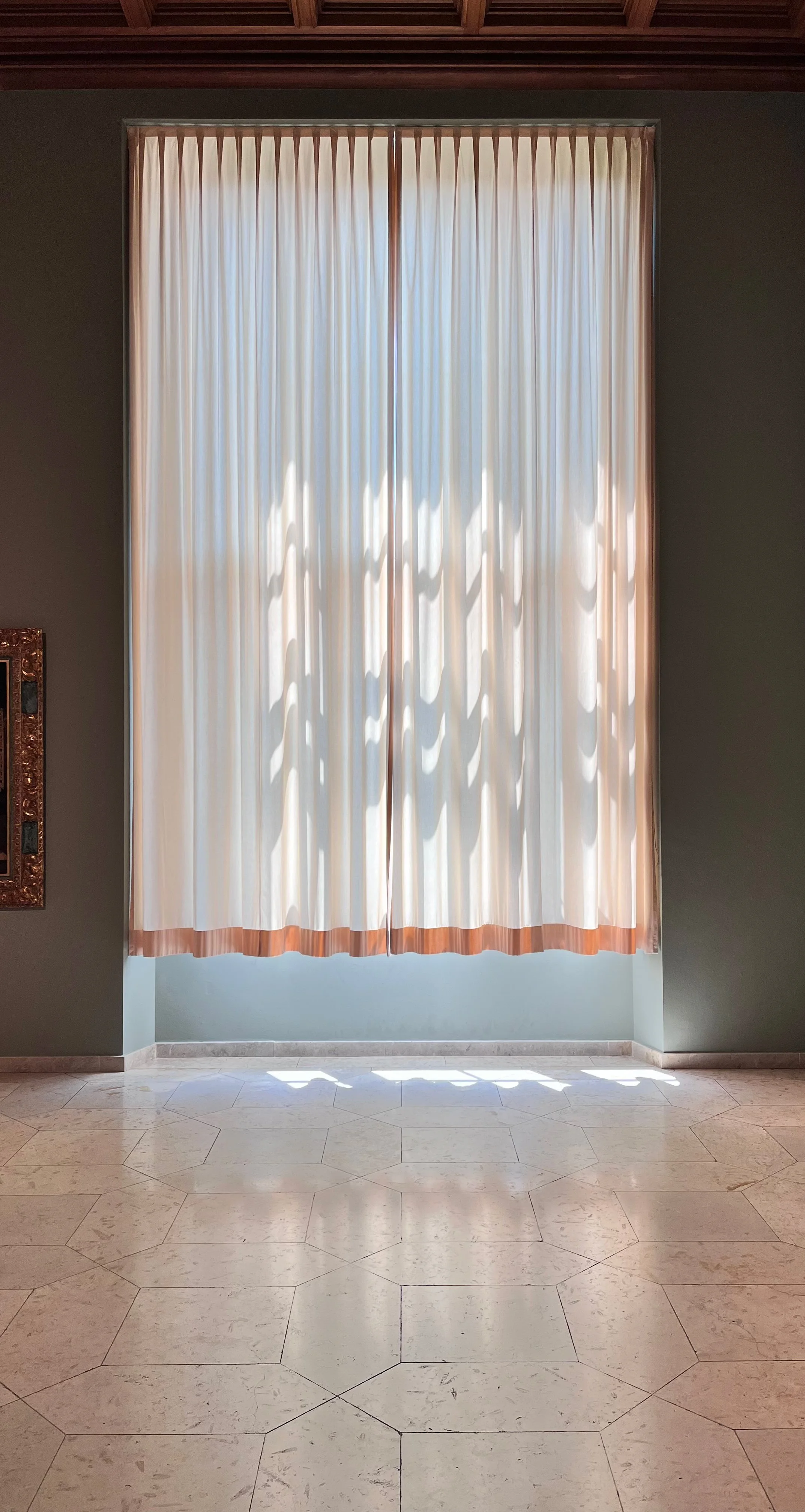 Suzie Idiens_Basel Photo 1.jpg