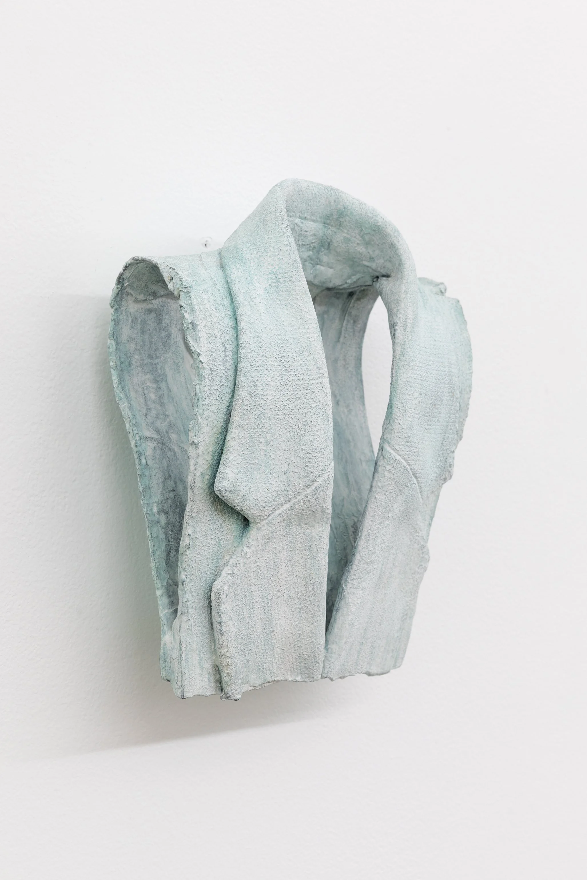 Todd Robinson | Stephan Schneider, 
Single breasted wool blazer Autumne/Hiver 2008/9  (2024) 
Patinated bronze 25 cm 18 cm cm x 12 cm Unique 