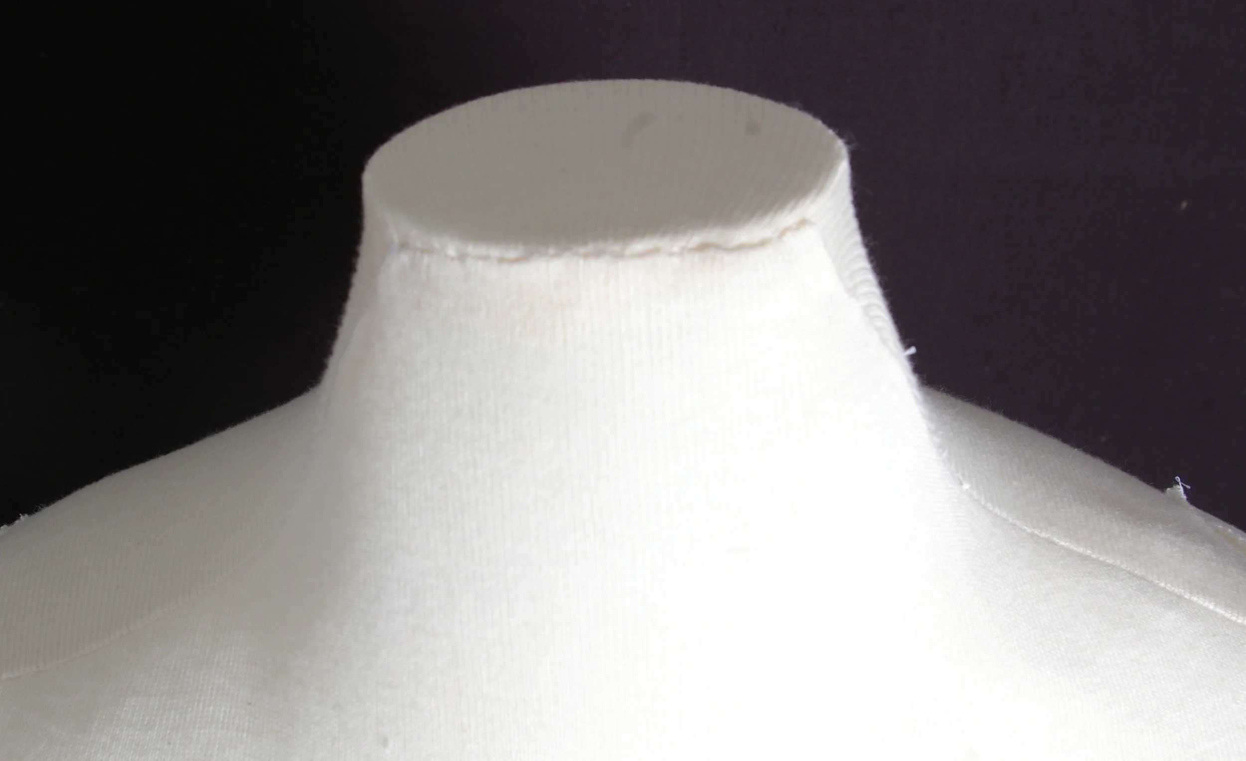 Finished mannequin neck