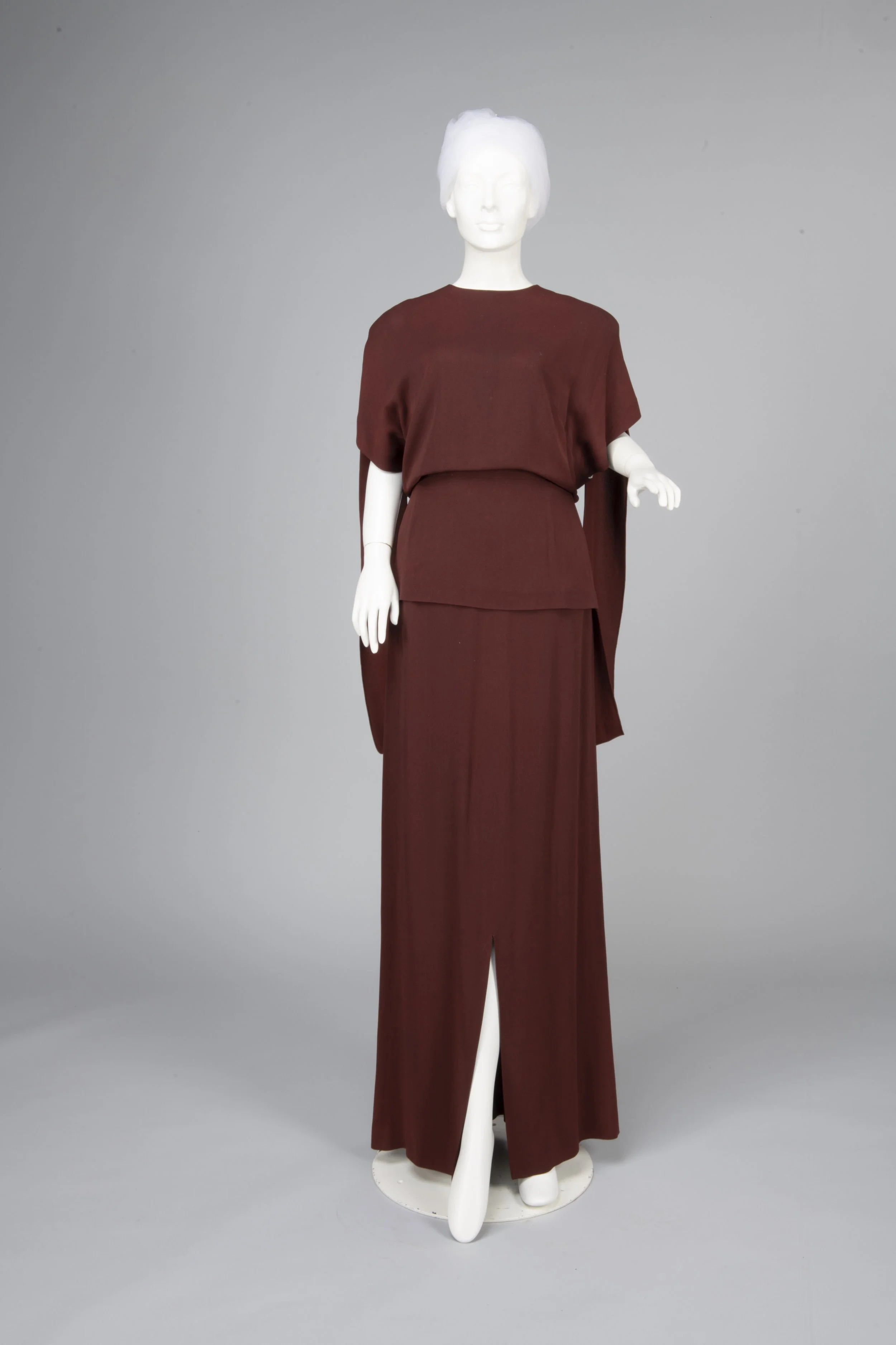 1998.21ab Original Front View