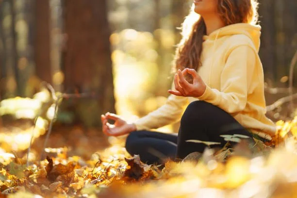 Falling Inward: A 90-Min Yin Practice with Katrina (Room-Temp)