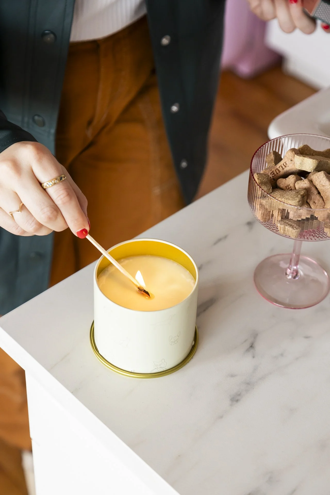 Companion Candles_Hued_8418_V2_LR.jpg